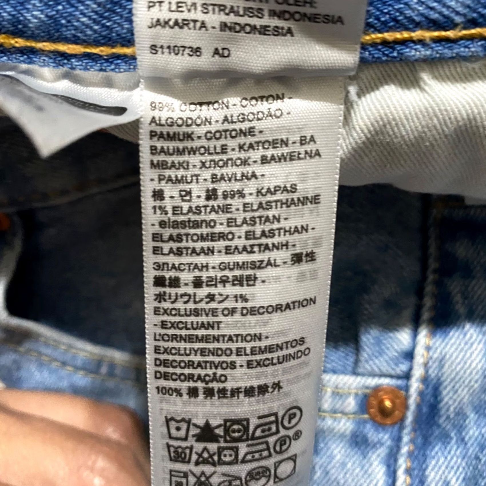 Levi's Levi's Blue Denim Bermuda Shorts 32 Mens Medium Wash 9 Inseam Pockets 5-Pocket Design Regular Rise Front Flat Front Shoes? Size US 32 / EU 48 - 4 Thumbnail