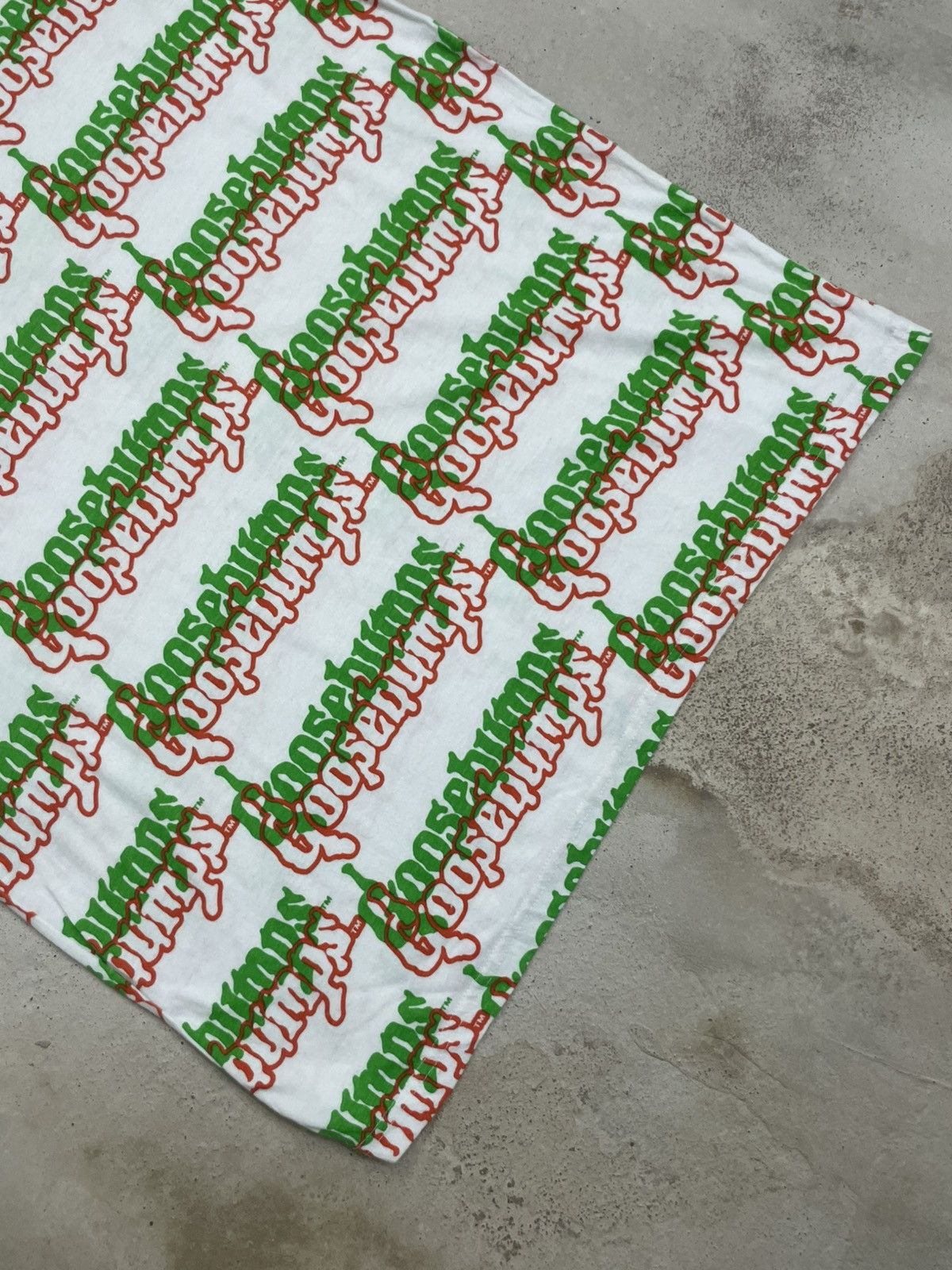 Other Goosebumps All Overprint Cotton-Poly Tee Size US L / EU 52-54 / 3 - 4 Thumbnail