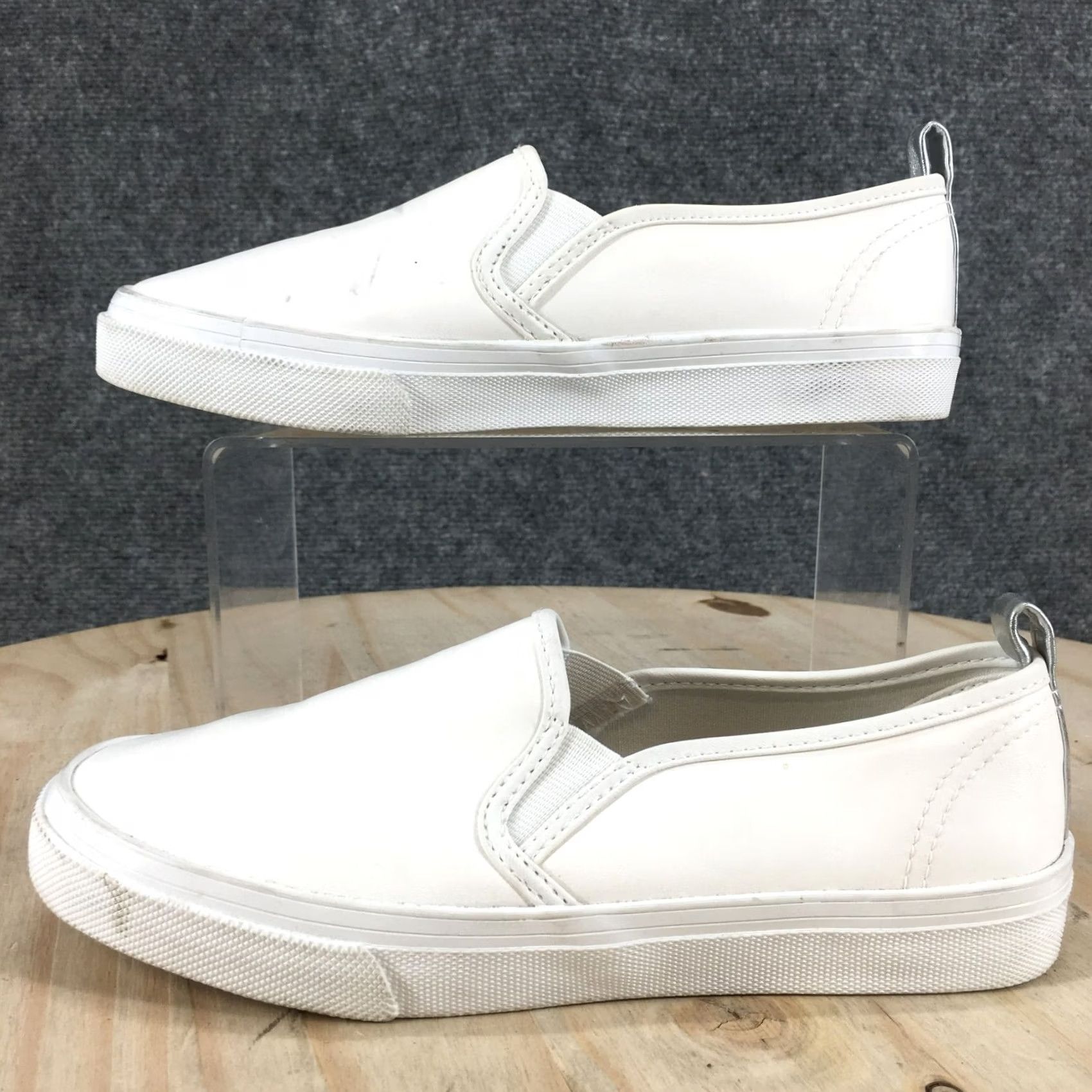 H&M H&M Divided White Leather Low Top Round Toe Slip On Sneakers Womens 36 Size M / US 6-8 / IT 42-44 - 2 Thumbnail