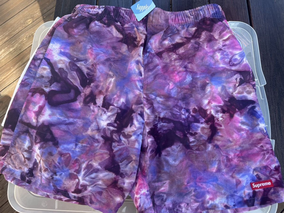 Supreme Supreme water short purple galaxy tie dye Size US 30 / EU 46 - 1 Thumbnail