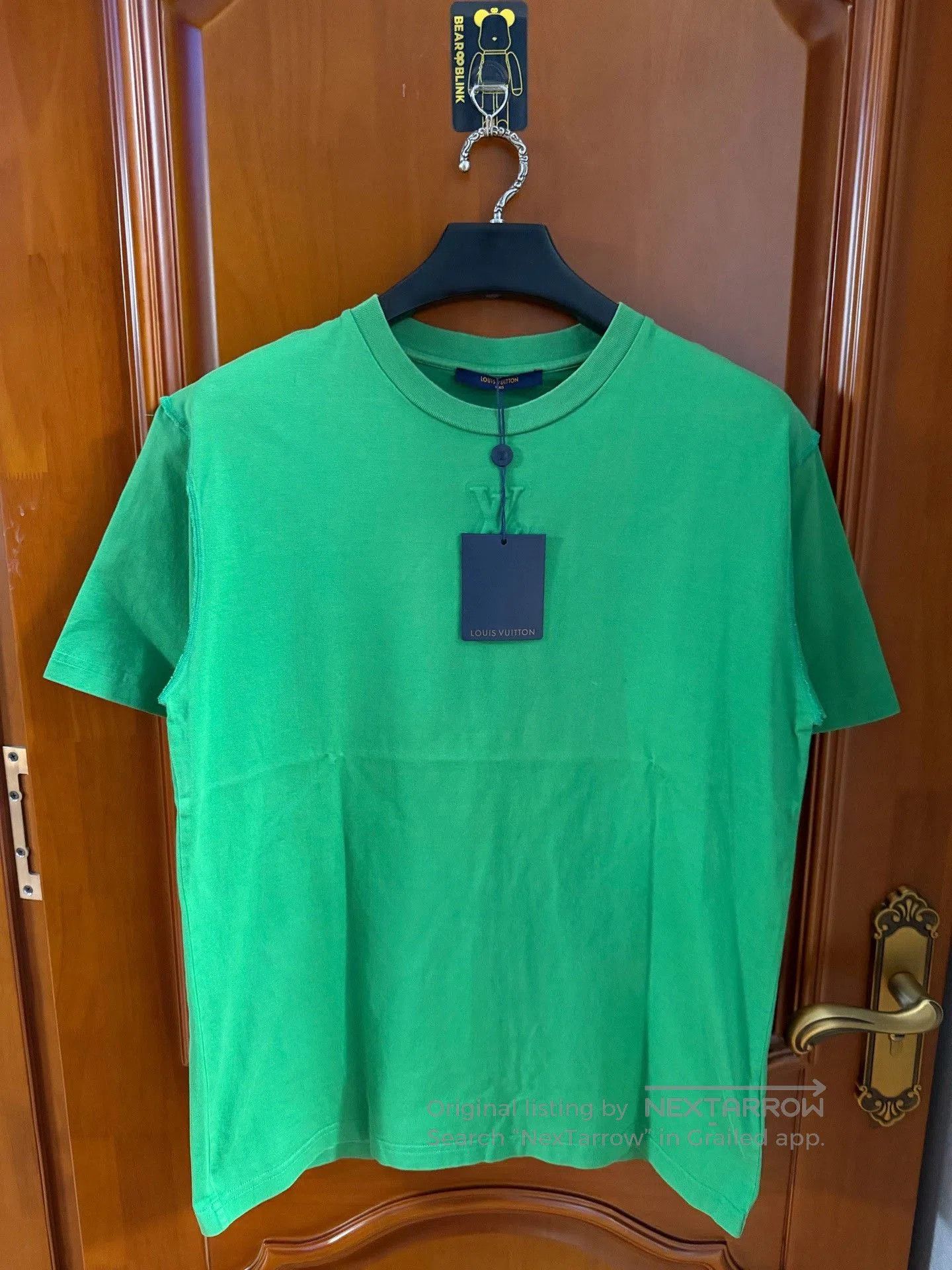 Louis Vuitton Louis Vuitton Green Embossed Logo Short. Size US XL / EU 56 / 4 - 1 Thumbnail
