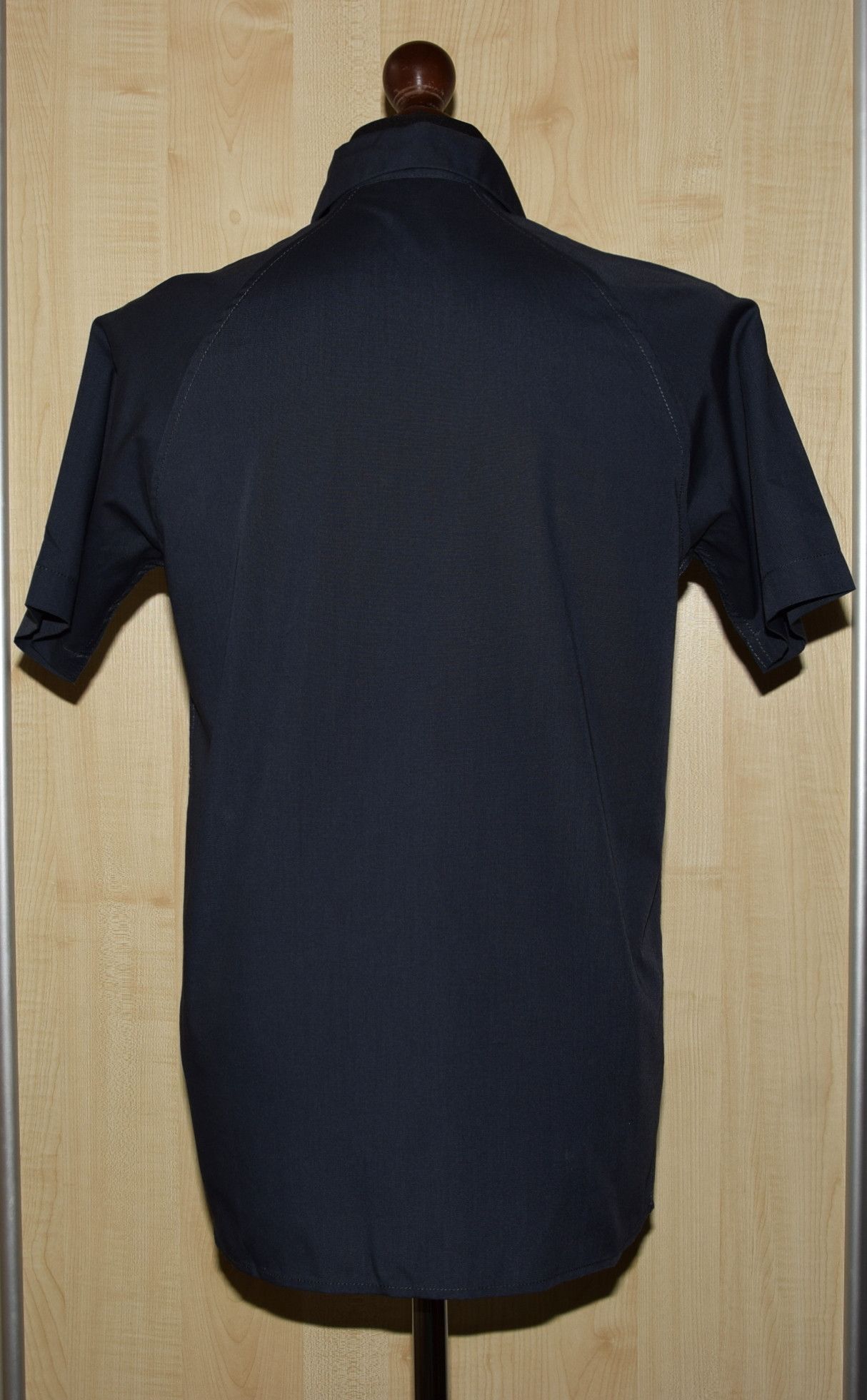Carhartt CARHARTT S/S GATEWAY SHIRT SIZE S P2P 20" MINT Size US S / EU 44-46 / 1 - 9 Thumbnail