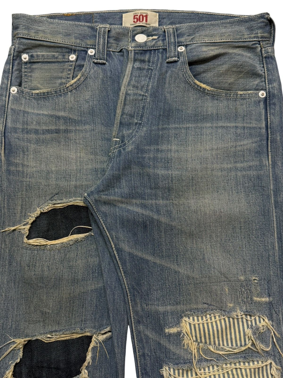 Levi's Vintage Levis 501 Blue Faded Distressed Patch Straight Leg Size US 29 - 3 Thumbnail