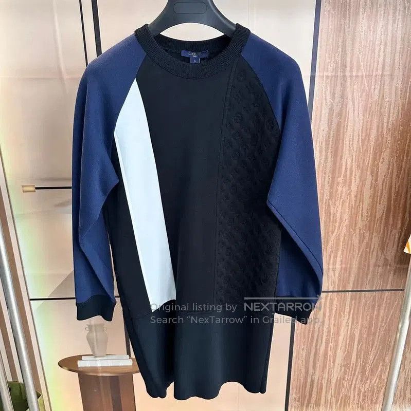 Louis Vuitton Louis Vuitton Black Cotton Women's Sweatshirt Size S . Size S / US 4 / IT 40 - 1 Thumbnail