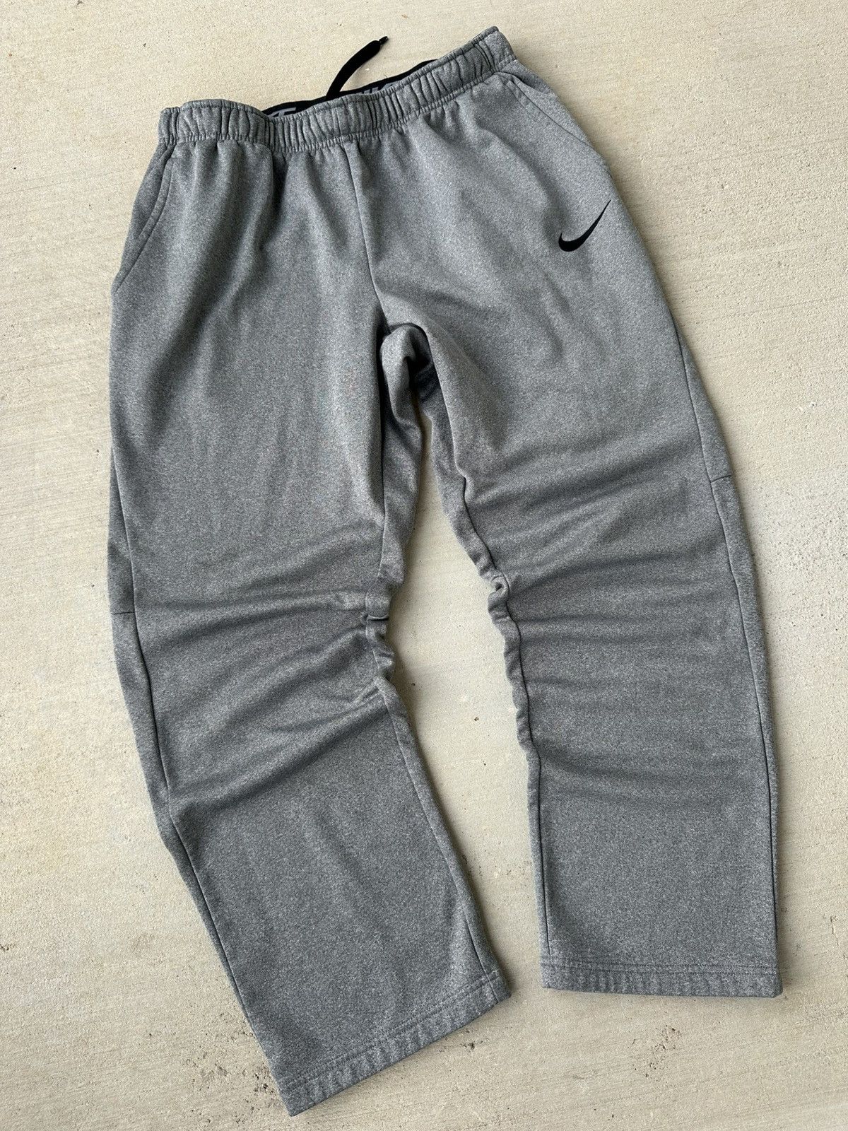 Other Vintage Nike Sweatpants Size US 34 / EU 50 - 1 Thumbnail