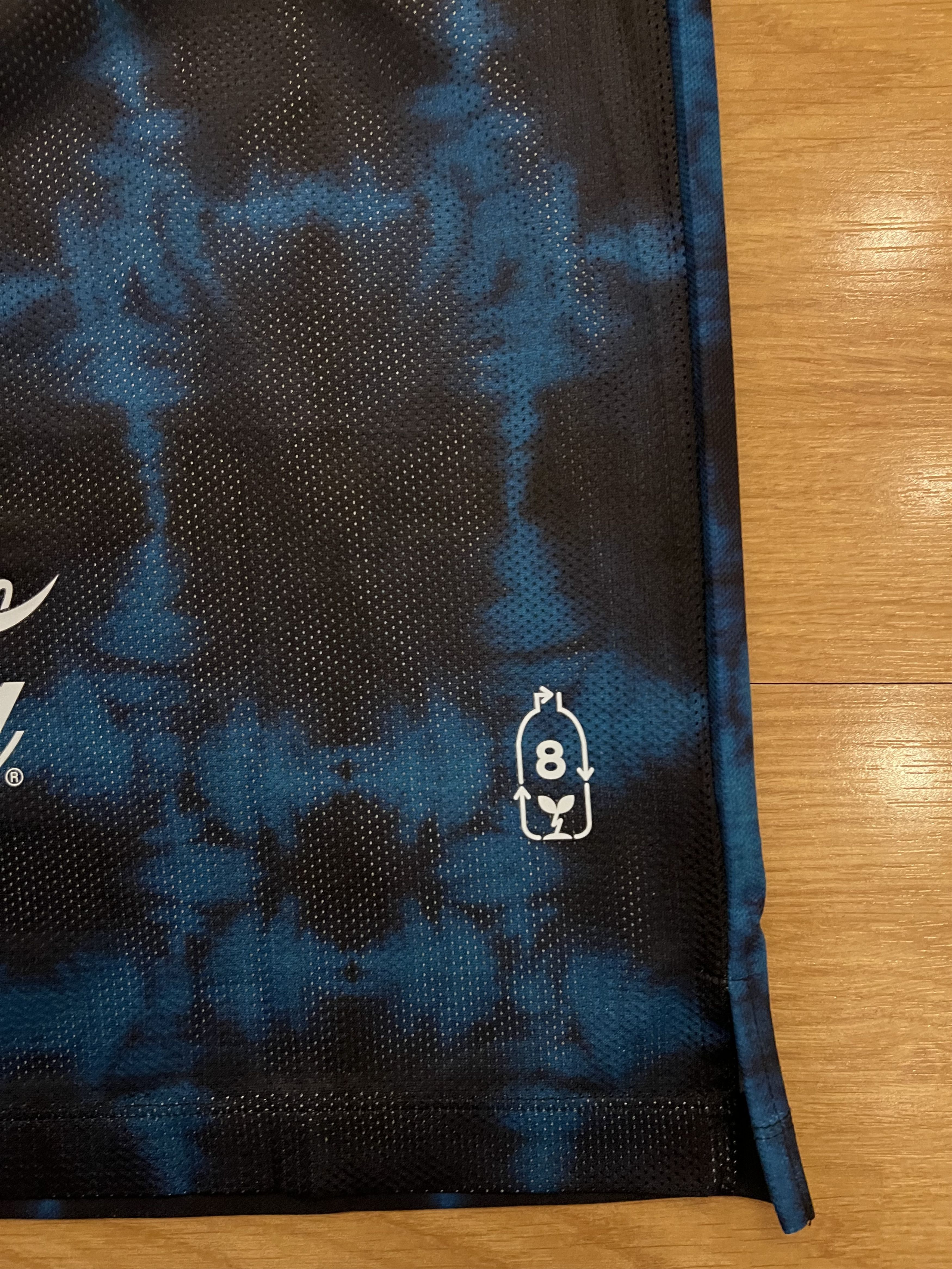 Other Original Buriram United Soccer Training Jersey Tank-Top Size US L / EU 52-54 / 3 - 15 Thumbnail