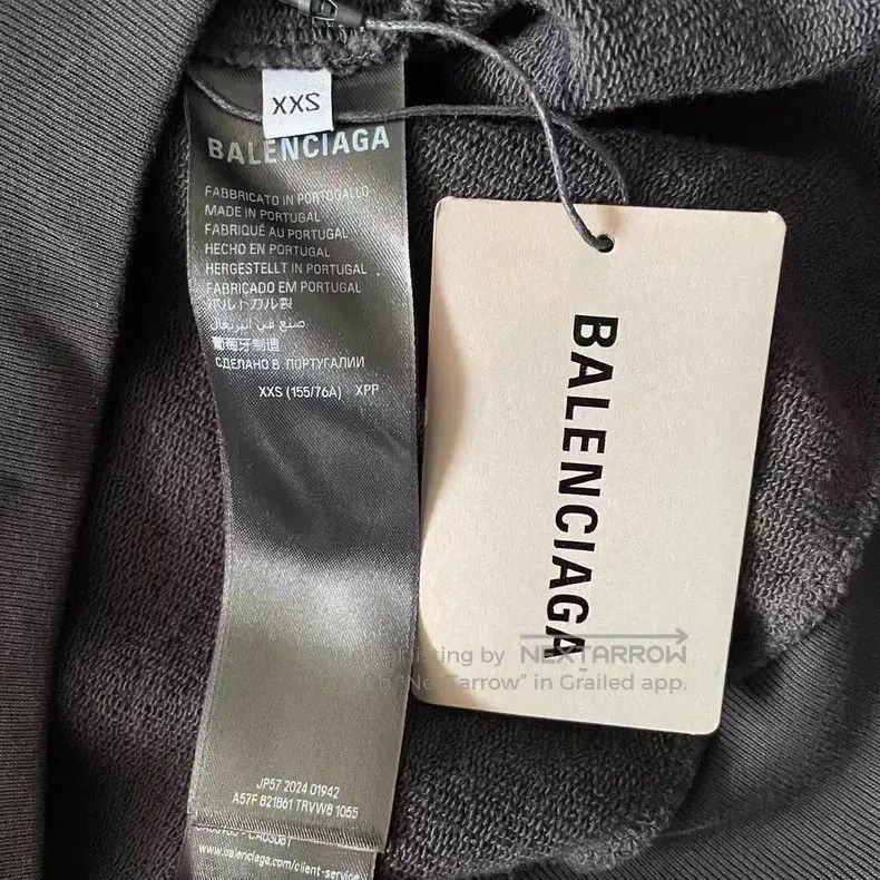 Balenciaga Balenciaga Basketball Embroidered Logo Sweatshirt Size US XXS / EU 40 - 4 Thumbnail
