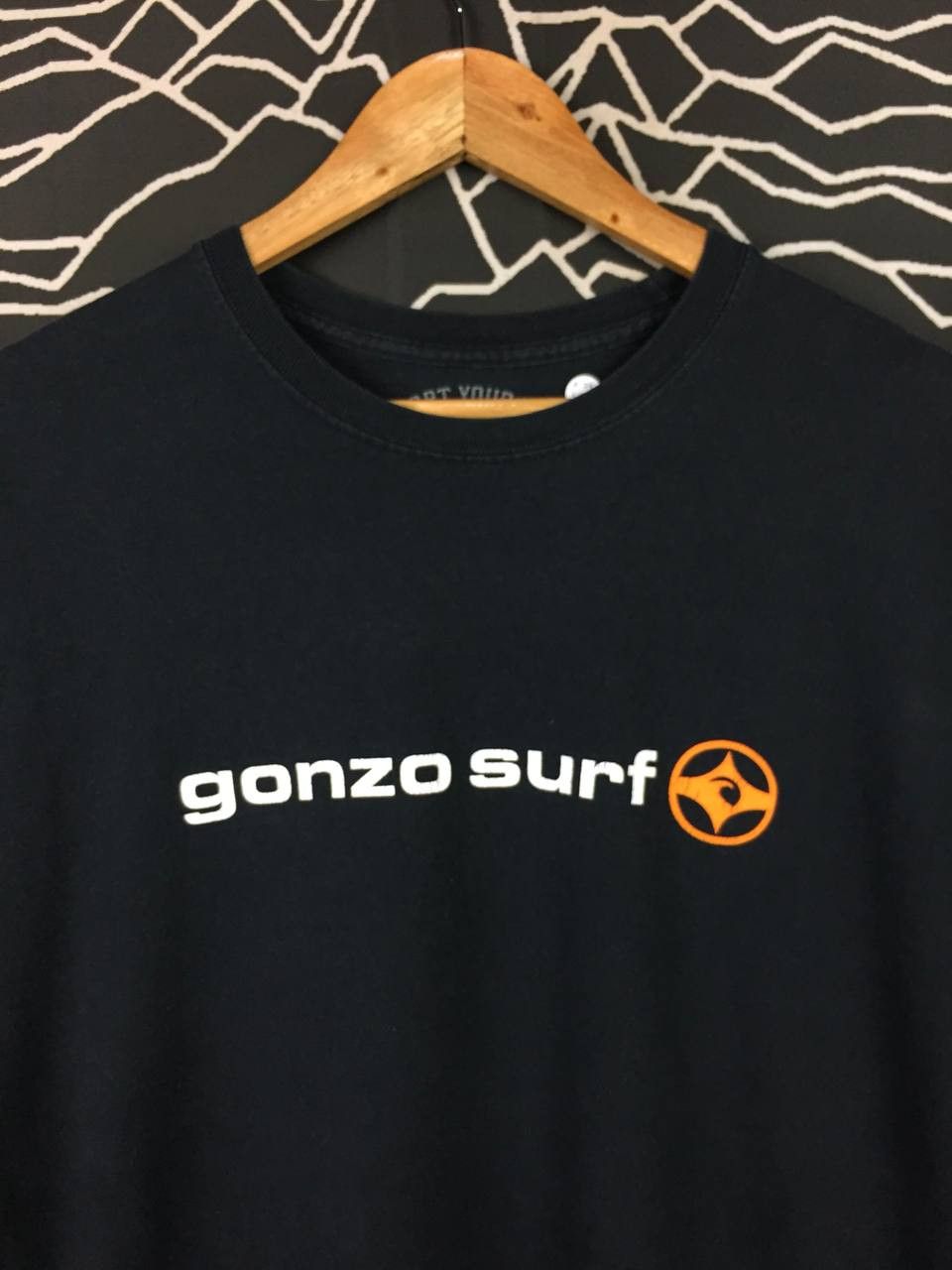 Japanese Brand Vtg Gonzo Surf Chigasaki Japan Surfwear Long Sleeve Tee Size US XL / EU 56 / 4 - 3 Thumbnail