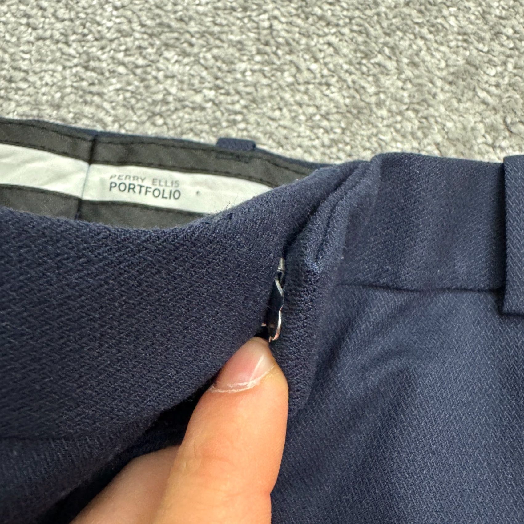 Perry Ellis Perry Ellis Portfolio Slim Fit Dress Pants Mens 33x30 Navy Blue Straight Work Shirt Pants? Size US 33 - 4 Thumbnail