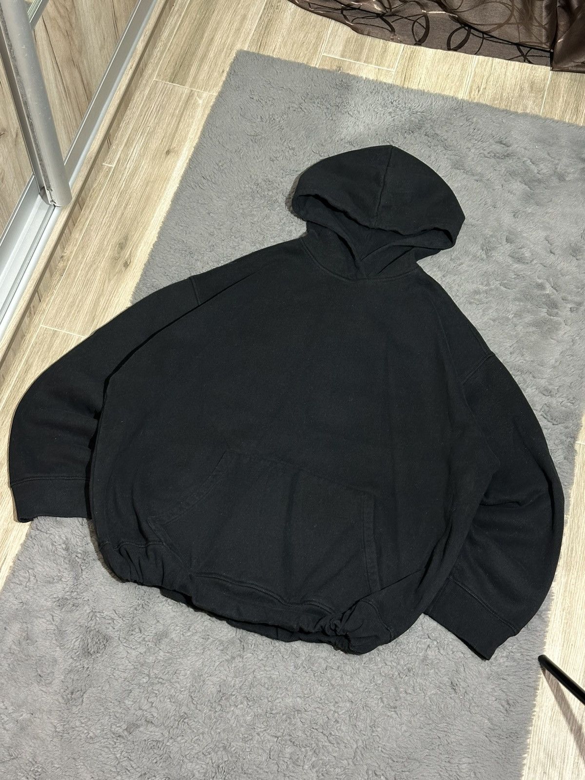 The Recycled Planet RAEY Designer Oversized Boxy-fit Black Hoodie Size US XL / EU 56 / 4 - 1 Thumbnail
