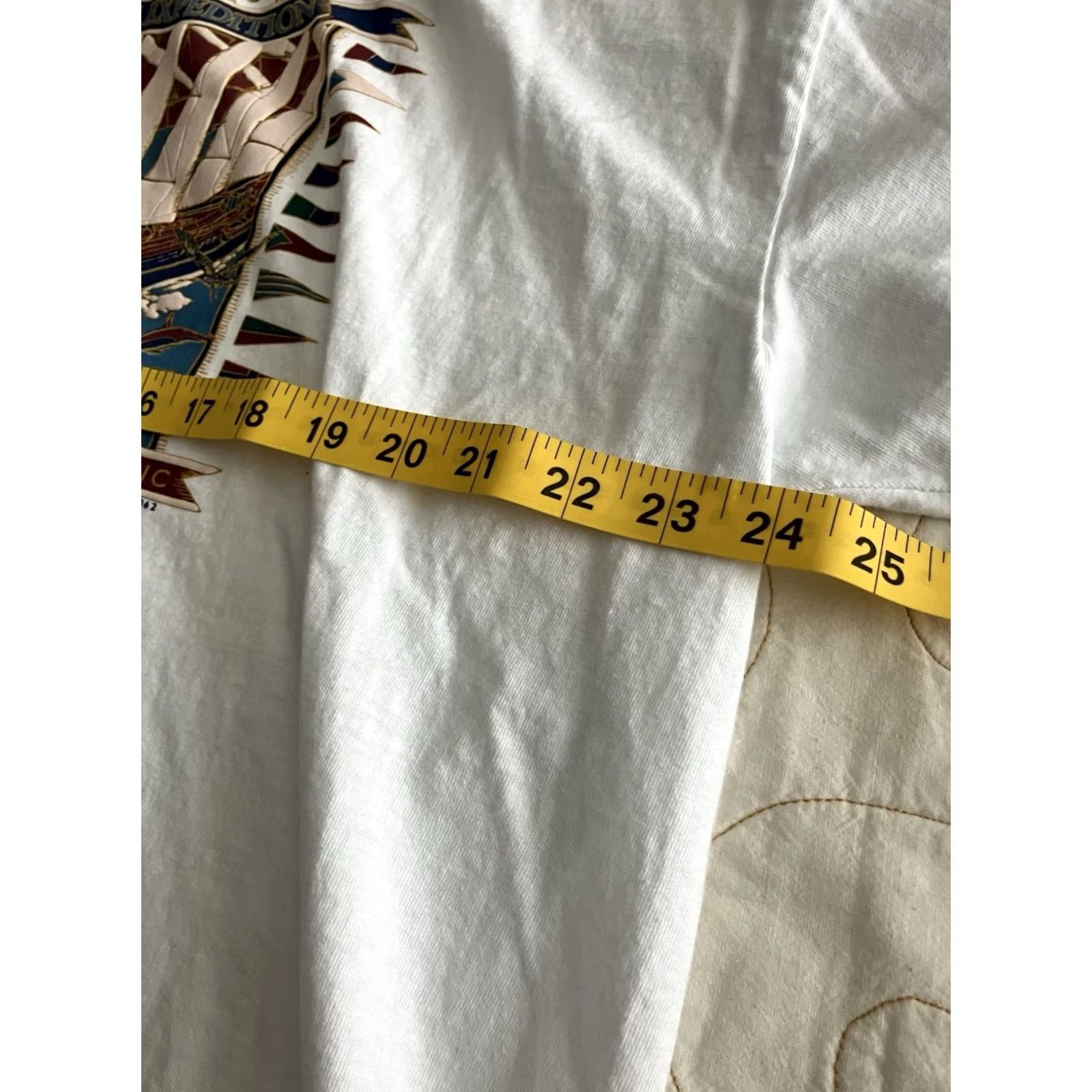 Hanes VINTAGE 90s Clearwater Beach Shirt Mens 2XL White Short Sleeve Crew Neck Sailboat Dolphins Embroidered T-Shirt Hanes Mens Size US XXL / EU 58 / 5 - 5 Thumbnail