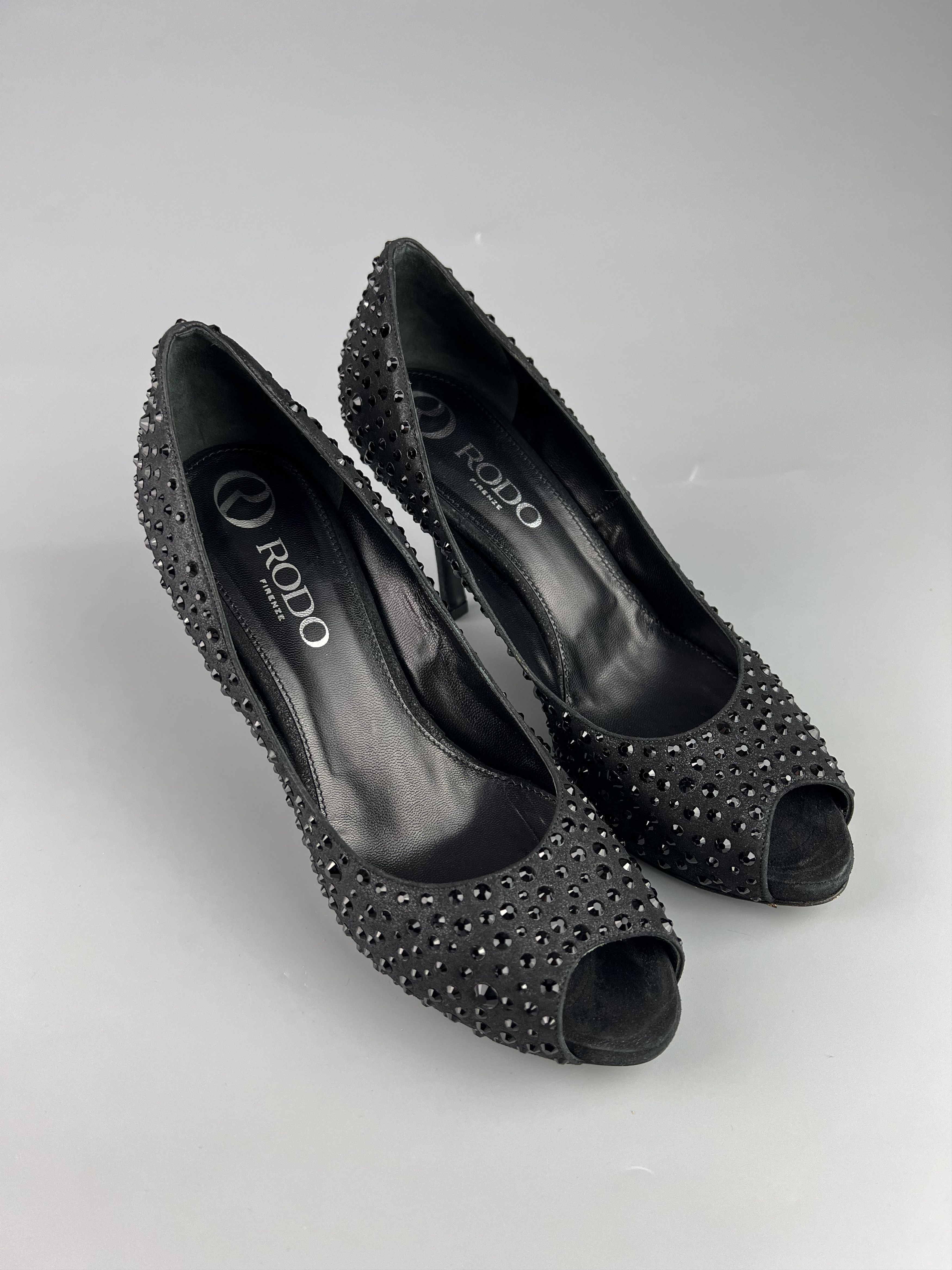 Other Rodo Black Crystals Rhinestones Pumps Shoes Size 39.5 Size US 8.5 / IT 38.5 - 4 Thumbnail