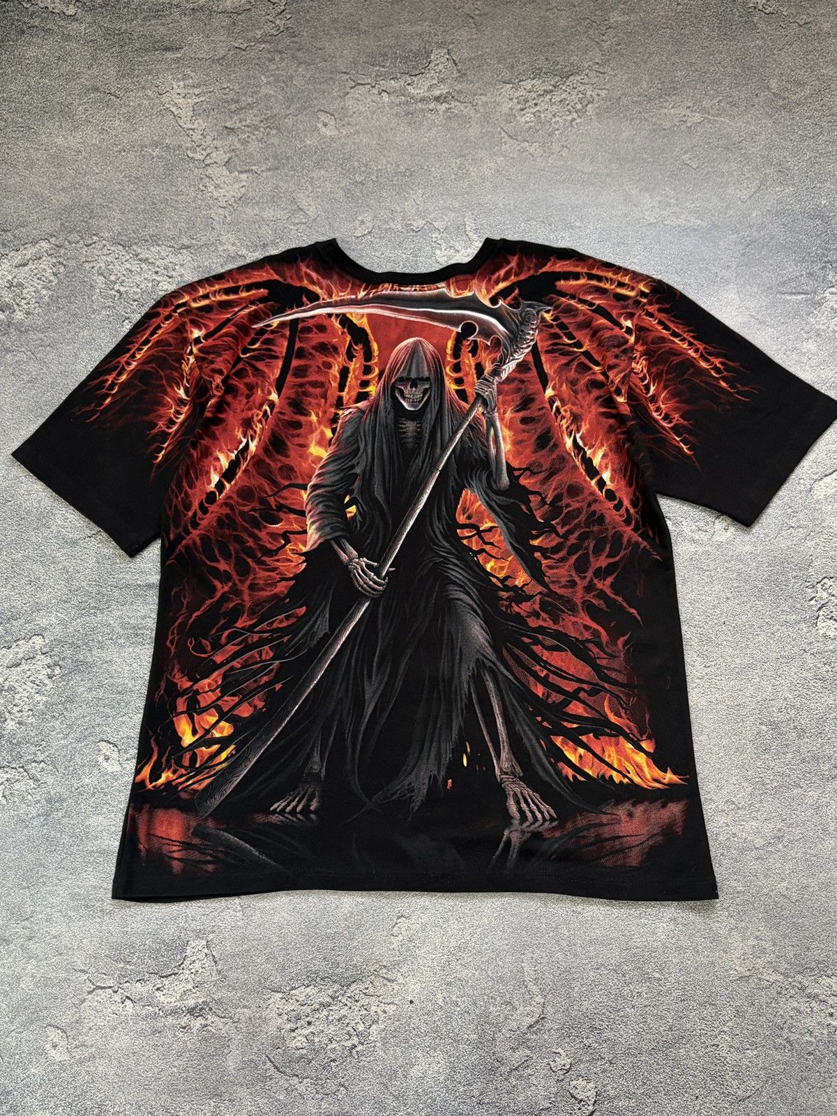 Vintage Spiral Direct Grim Reaper Fire Gothic Horror Tee XXL Size US XXL / EU 58 / 5 - 2 Thumbnail