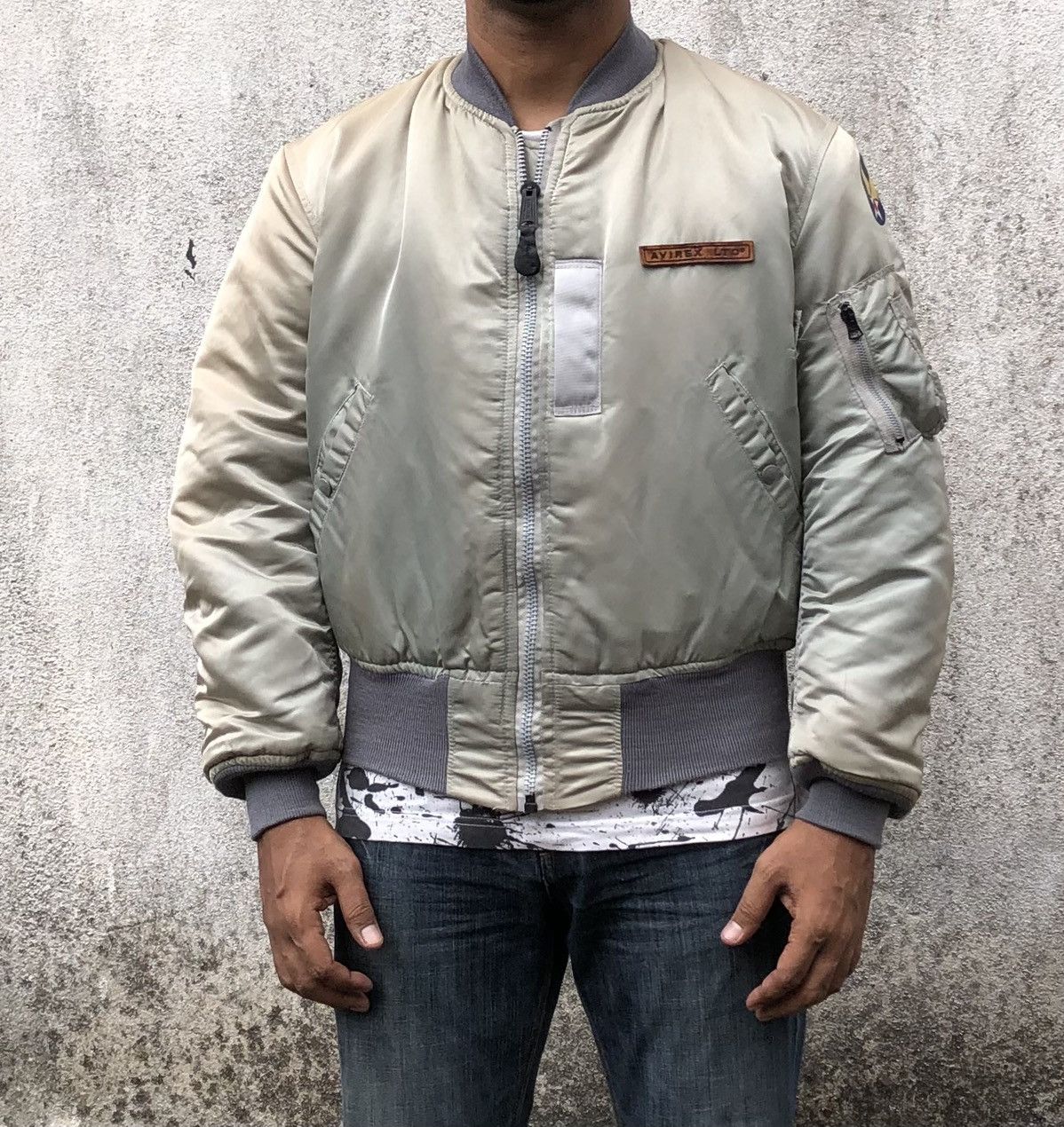Avirex Vintage AVIREX USA Sun Faded Intermediate Ma1 Bomber Jacket Size US M / EU 48-50 / 2 - 22 Thumbnail