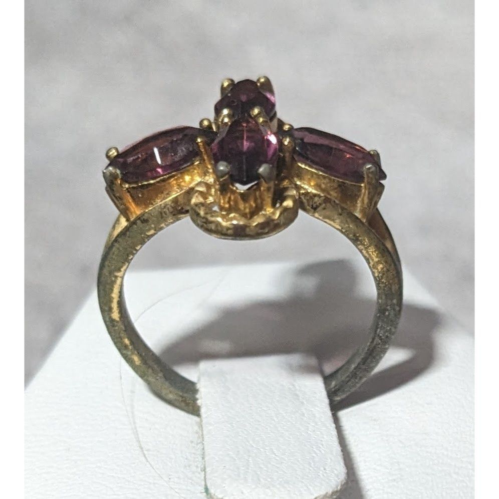 Other Vintage Elegant Floral Purple Stone Gold Tone Ring Size 6 Size ONE SIZE - 5 Thumbnail