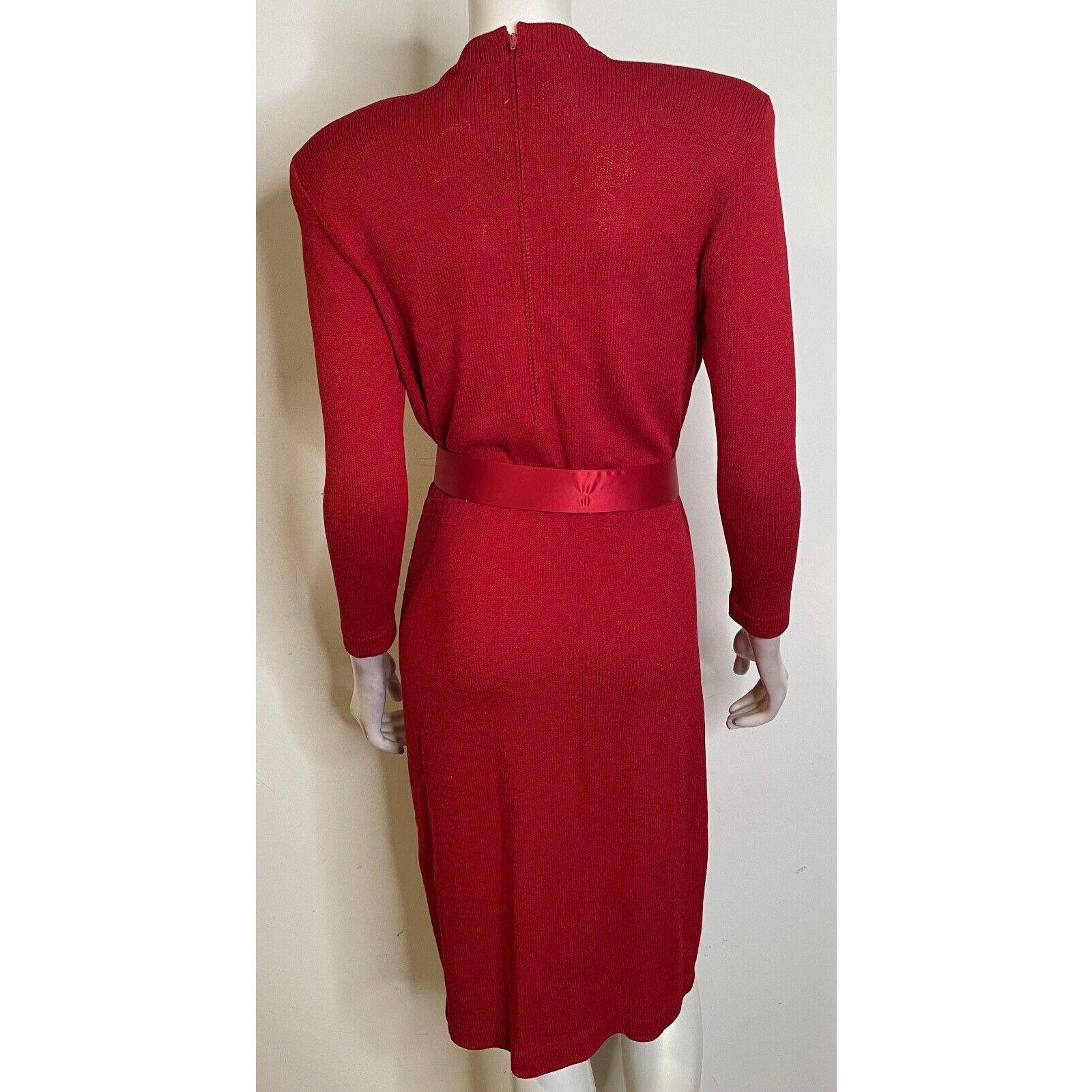 St. John VTG St John Bright Red Wrap V Neck Dress 4 Rhinestone Belt Size S / US 4 / IT 40 - 3 Thumbnail