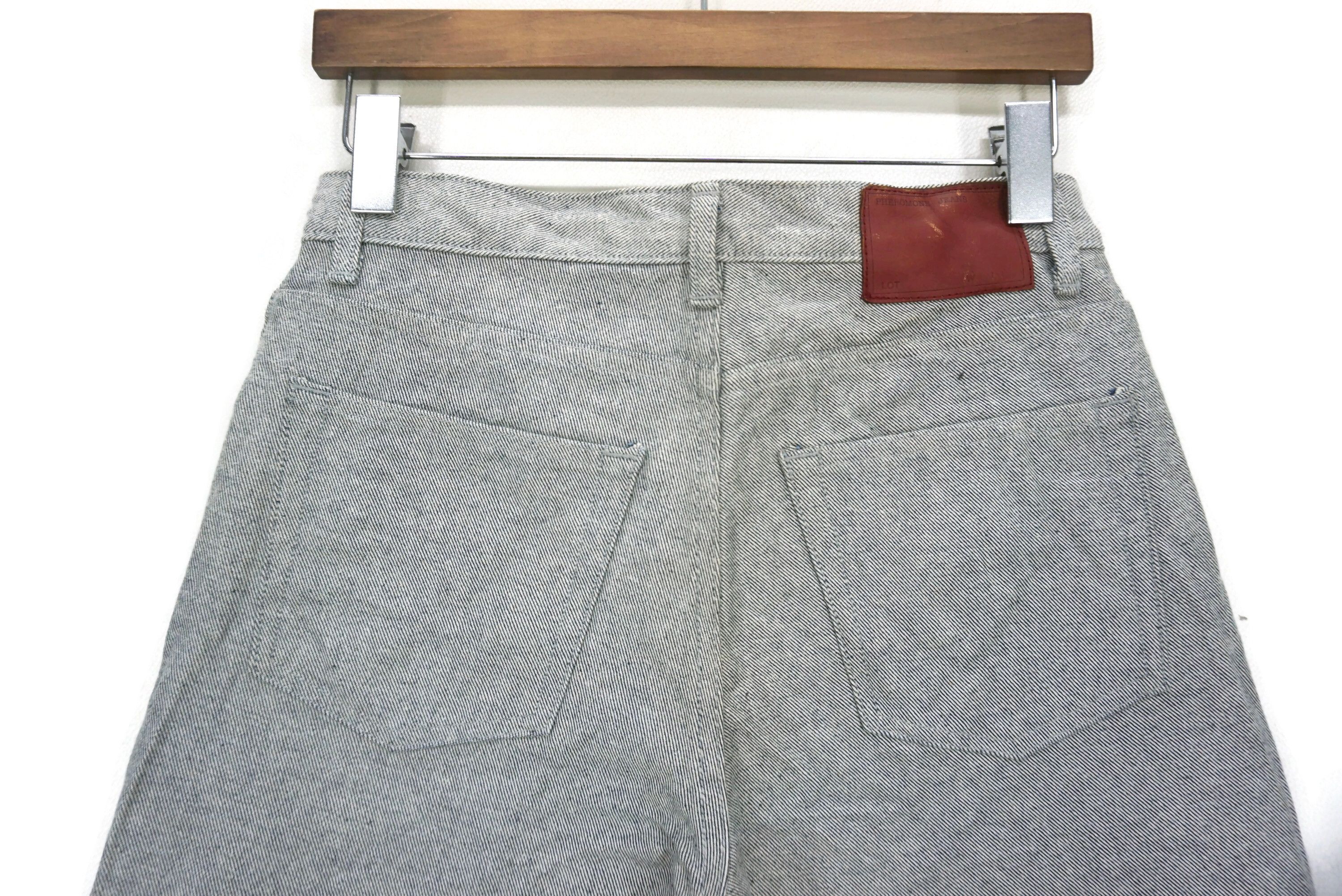 Japanese Brand Pheromone Jeans Size W29xL34 Reversed Denim Made in Japan Size US 29 - 7 Thumbnail