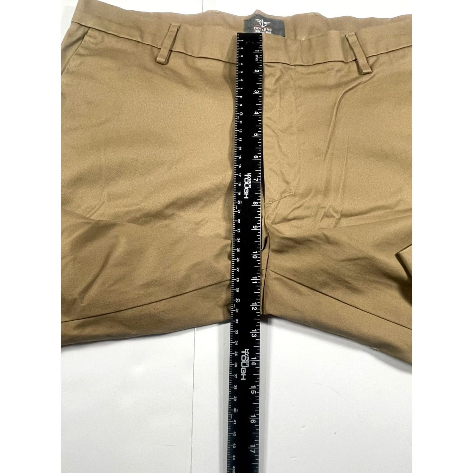 Dockers VINTAGE Dockers D3 Classic Fit Men’s Beige Iron Free Khaki Chino Pants 36W 32L Size US 36 / EU 52 - 4 Thumbnail