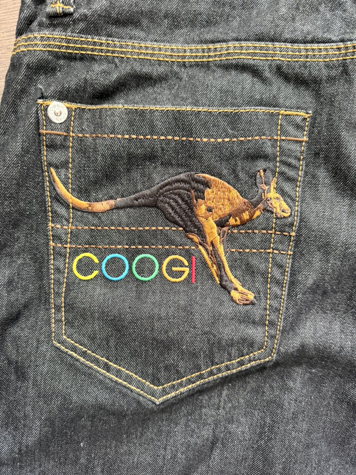 Coogi Kangaroo Coogi Jeans Size US 34 / EU 50 - 2 Thumbnail