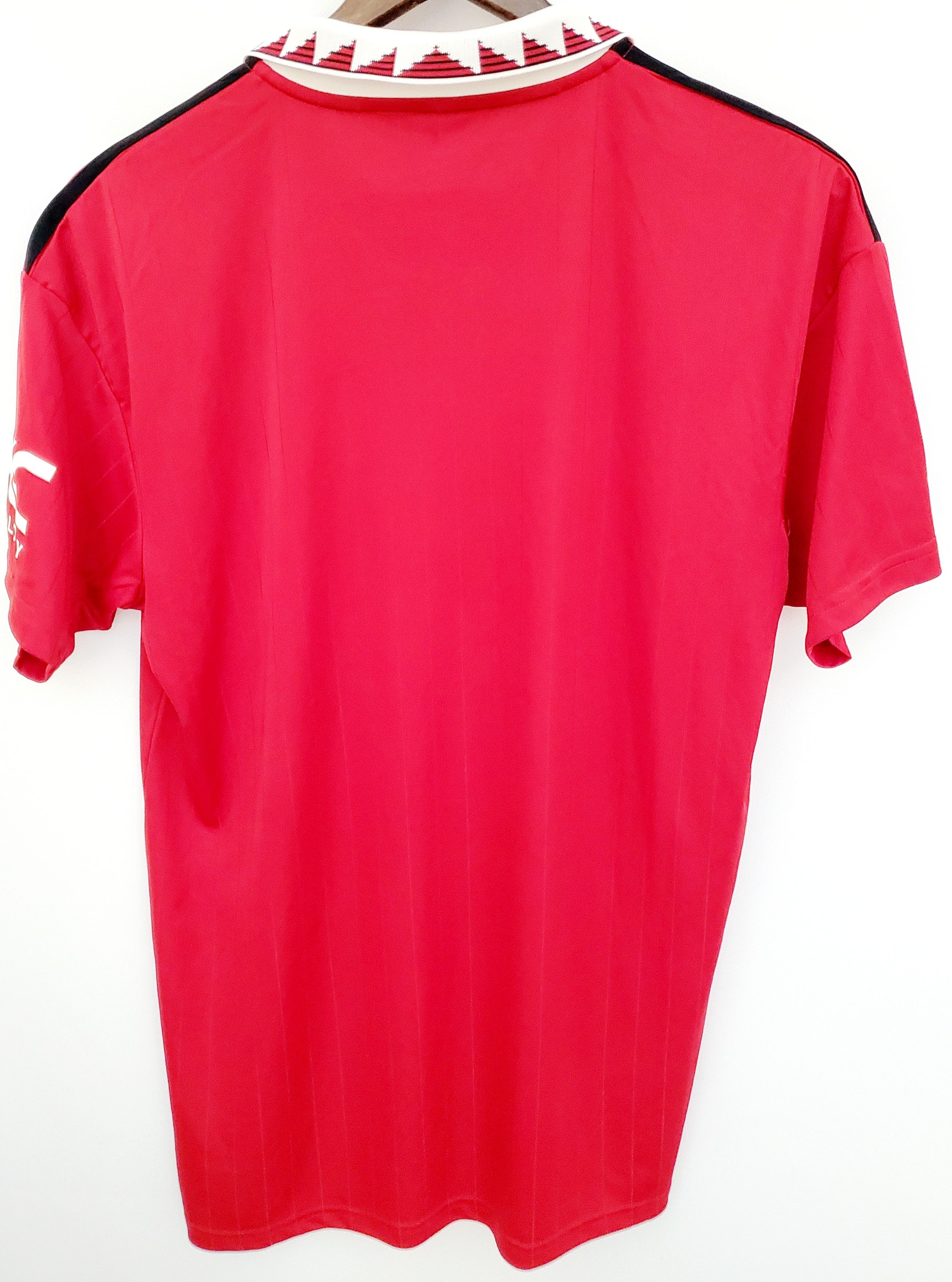 Adidas Manchester United Jersey 2022/23 Home jersey New condition Size US M / EU 48-50 / 2 - 4 Thumbnail