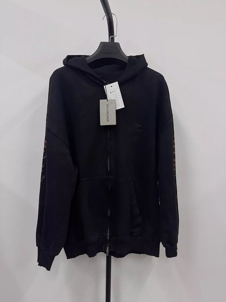 Balenciaga Balenciaga FW23 graphic print zipper slim fit sweatshirt 25 Size US S / EU 44-46 / 1 - 2 Thumbnail