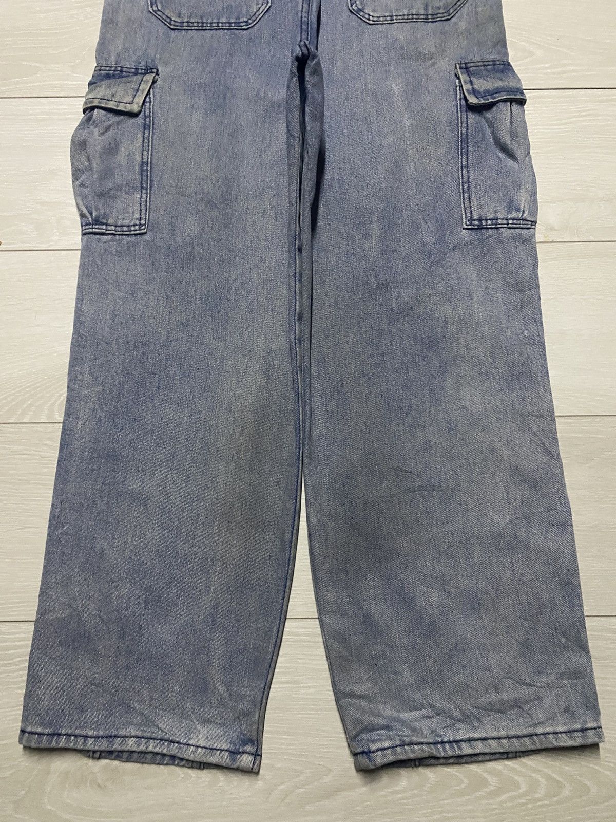 Bleach Vintage Japanese Brand Cargo Bleach Baggy Pants Size US 33 - 6 Thumbnail