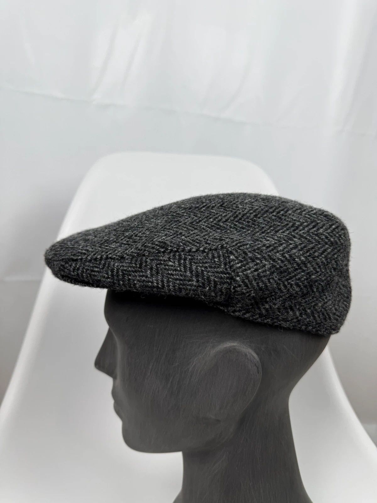 Harris Tweed Charles Tyrwhitt Harris Tweed Wool Flat Hat Handwoven size S Size ONE SIZE - 6 Thumbnail