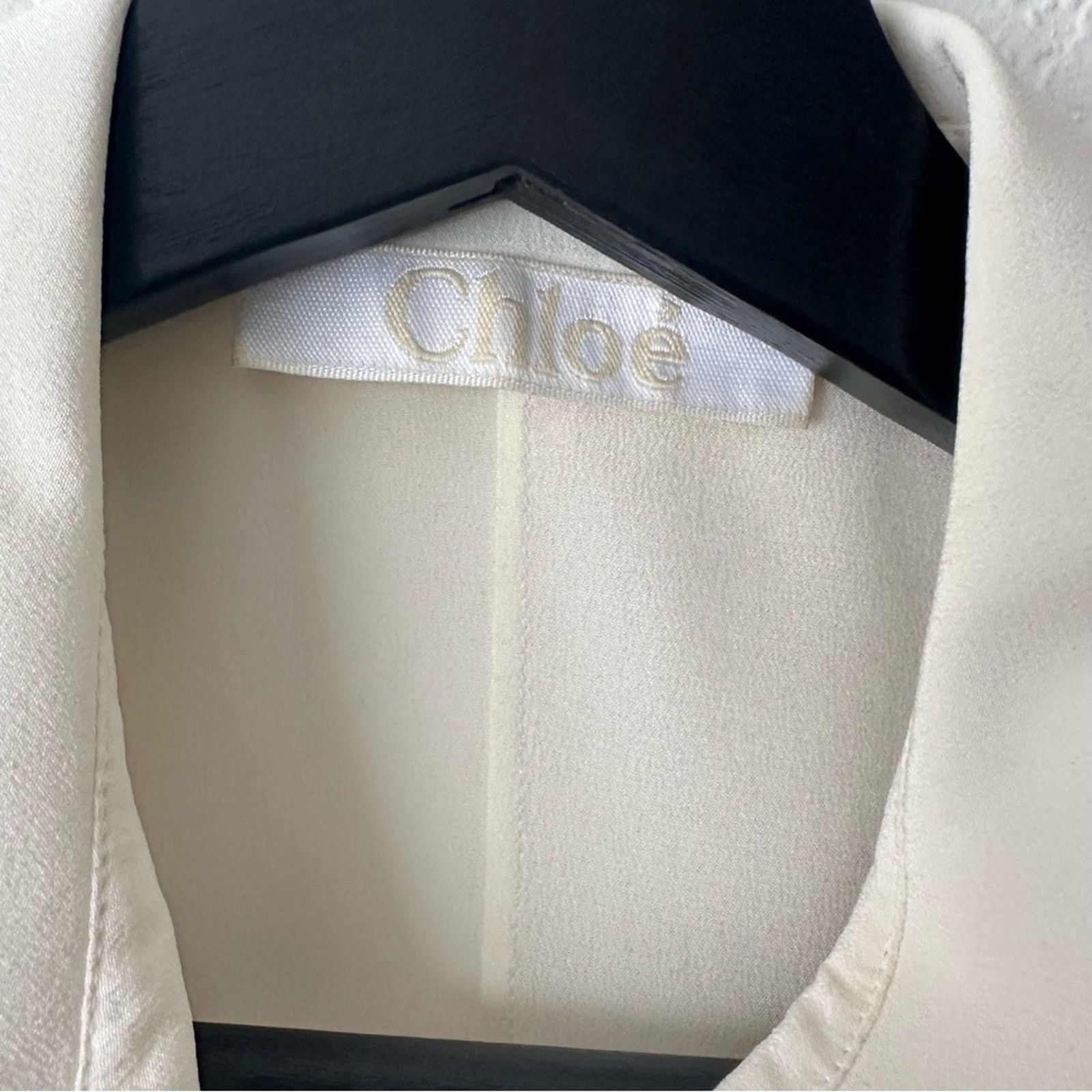 Chloe '15 Romantic Ruffle Silk Blouse in Milk FR 36 Sleeveless Size XS / US 0-2 / IT 36-38 - 2 Thumbnail
