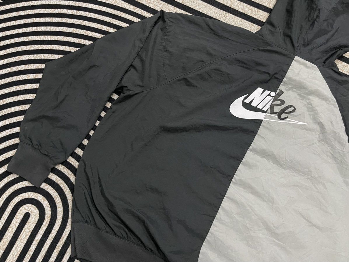 Nike 2000s NIKE RUNNING HOODIE WINDBREAKER 2 TONE Size US XXL / EU 58 / 5 - 13 Thumbnail