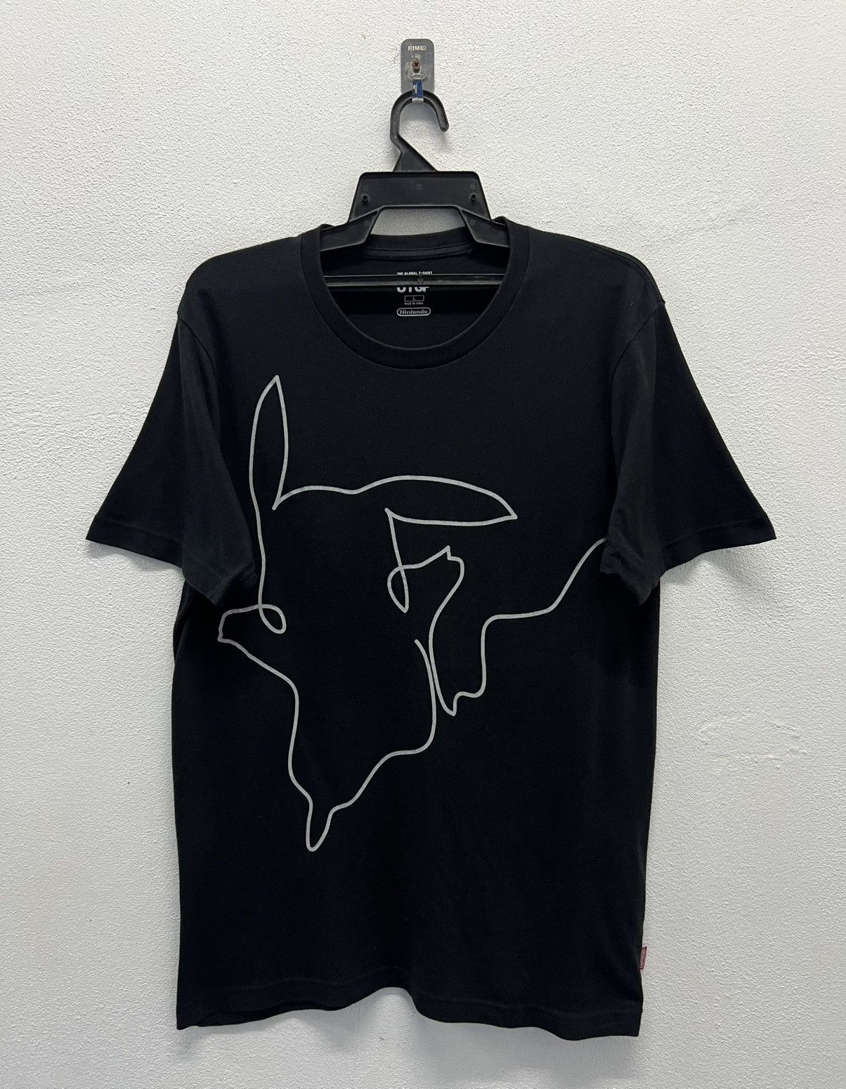 Nintendo × Pokemon × Uniqlo UNIQLO NINTENDO POKÉMON SHIRT Size US L / EU 52-54 / 3 - 1 Thumbnail