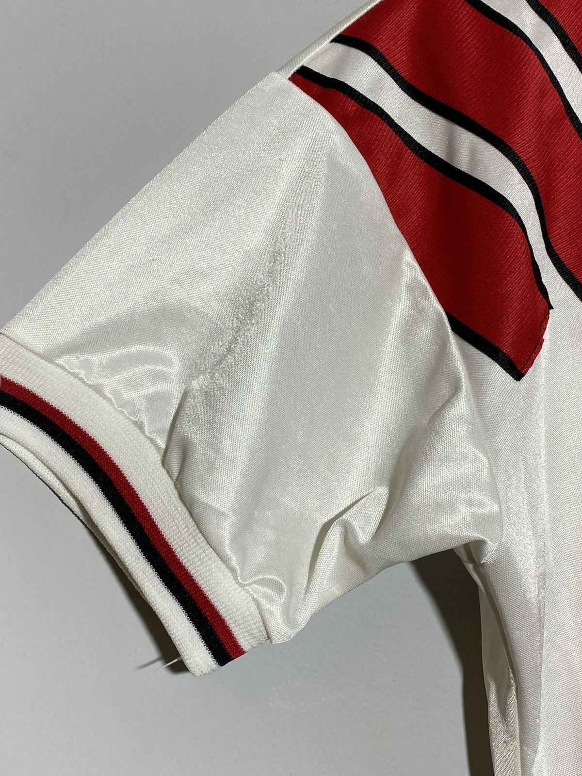 Adidas Vintage Adidas VfB Stuttgart 1994/95 Home Jersey #10 Balakov Size US S / EU 44-46 / 1 - 10 Thumbnail