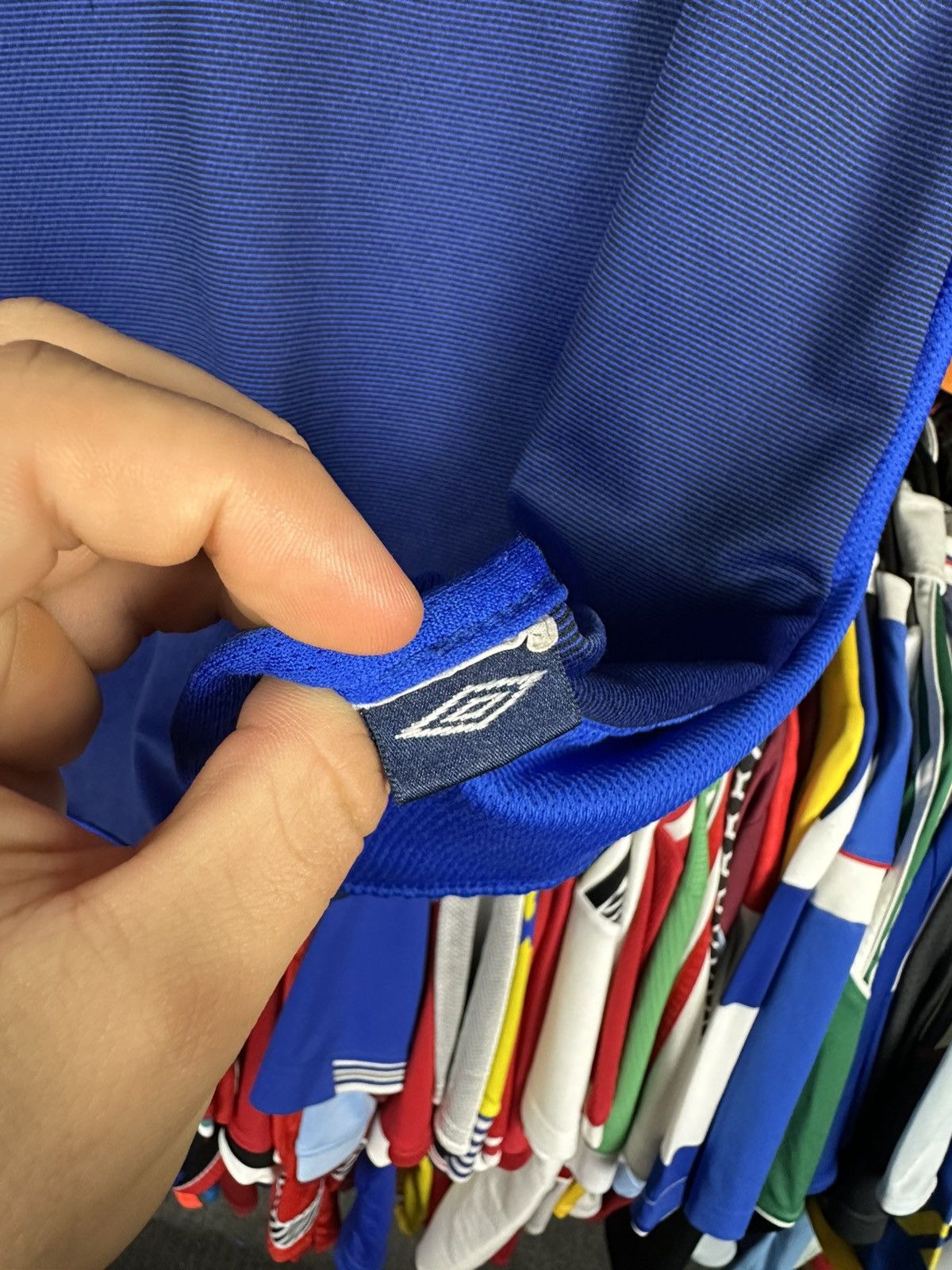 Umbro Chelsea 2003-05 Reversibl Football Shirt Soccer Jersey Umbro Size US M / EU 48-50 / 2 - 9 Thumbnail