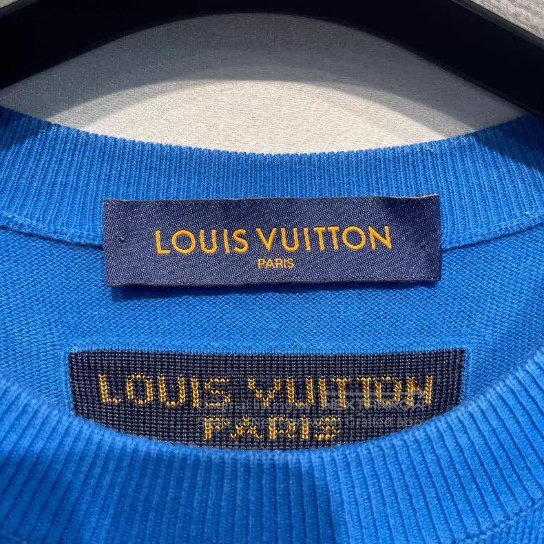 Louis Vuitton Louis Vuitton Logo jacquard blue knit short sleeves Size US L / EU 52-54 / 3 - 4 Thumbnail