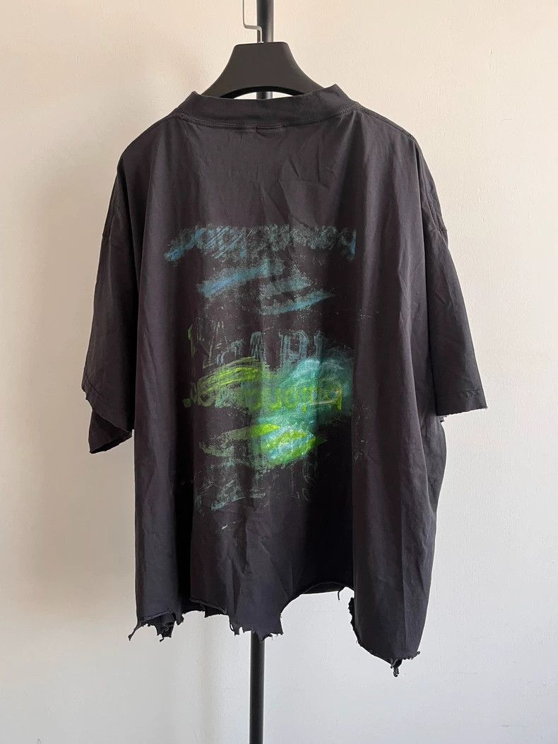 Balenciaga Balenciaga SS25 High Summer Collection Faded Crew Neck Prin Size US L / EU 52-54 / 3 - 2 Thumbnail