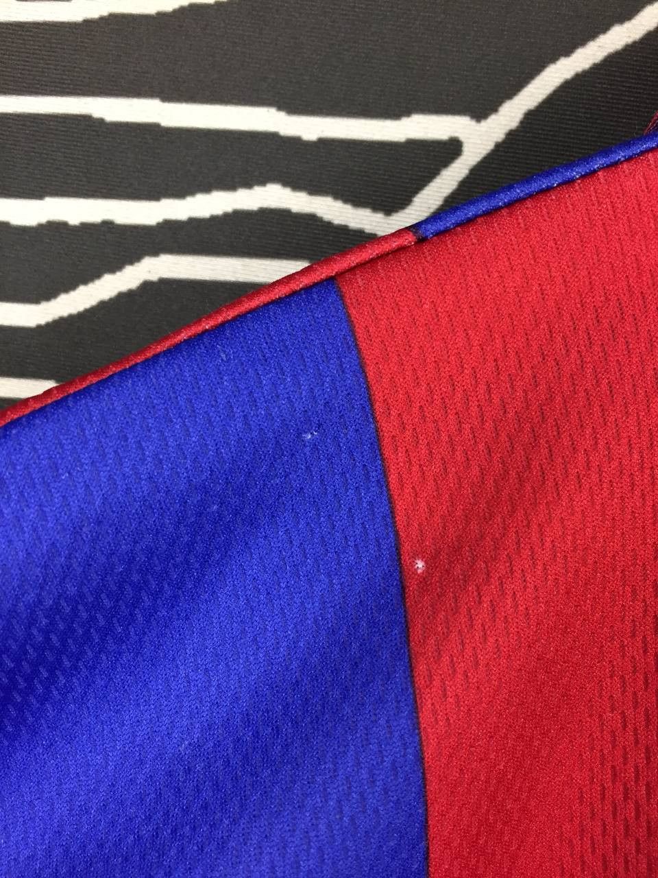 Vintage Vtg Bologna FC Roberto Baggio Home Kit 1997/98 Soccer Jersey Size US L / EU 52-54 / 3 - 16 Thumbnail