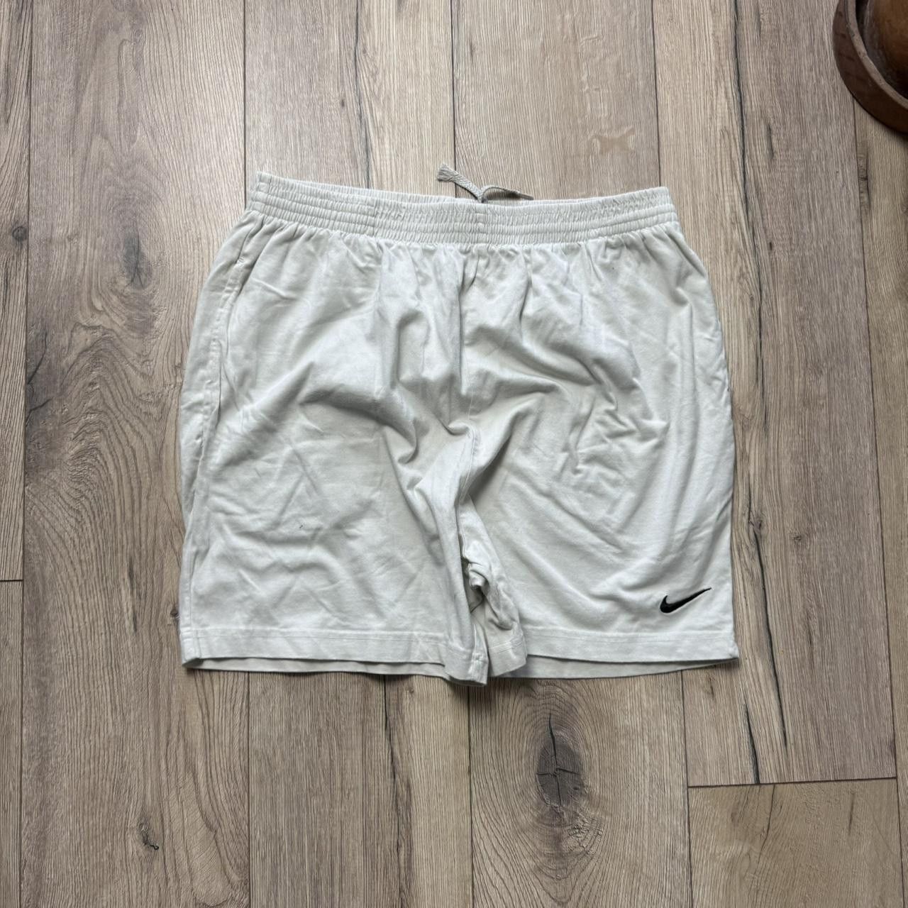 Nike nike Vintage 90s Shorts White Mini Swoosh Size US 34 / EU 50 - 1 Thumbnail