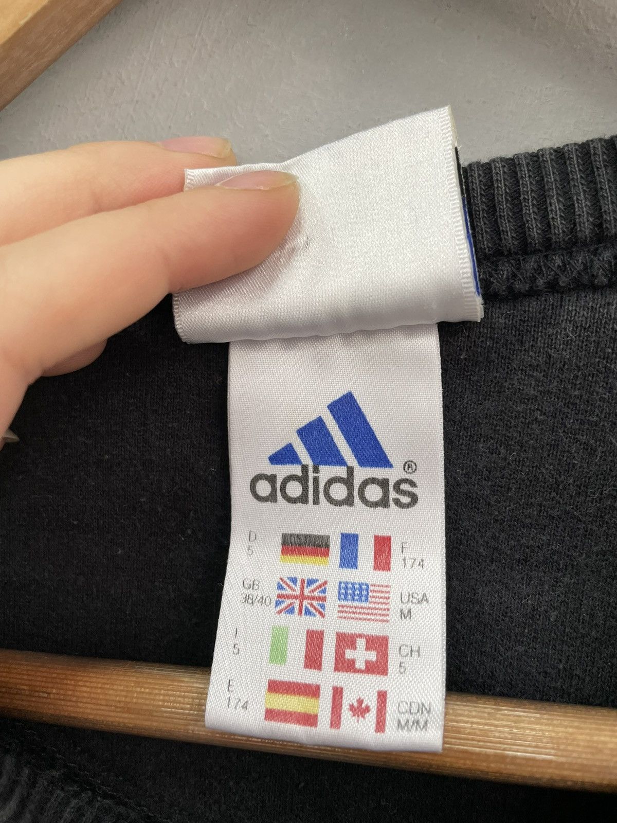 Adidas Adidas retro equipment 90s washed cotton sweatshirt hoodie Size US M / EU 48-50 / 2 - 7 Thumbnail