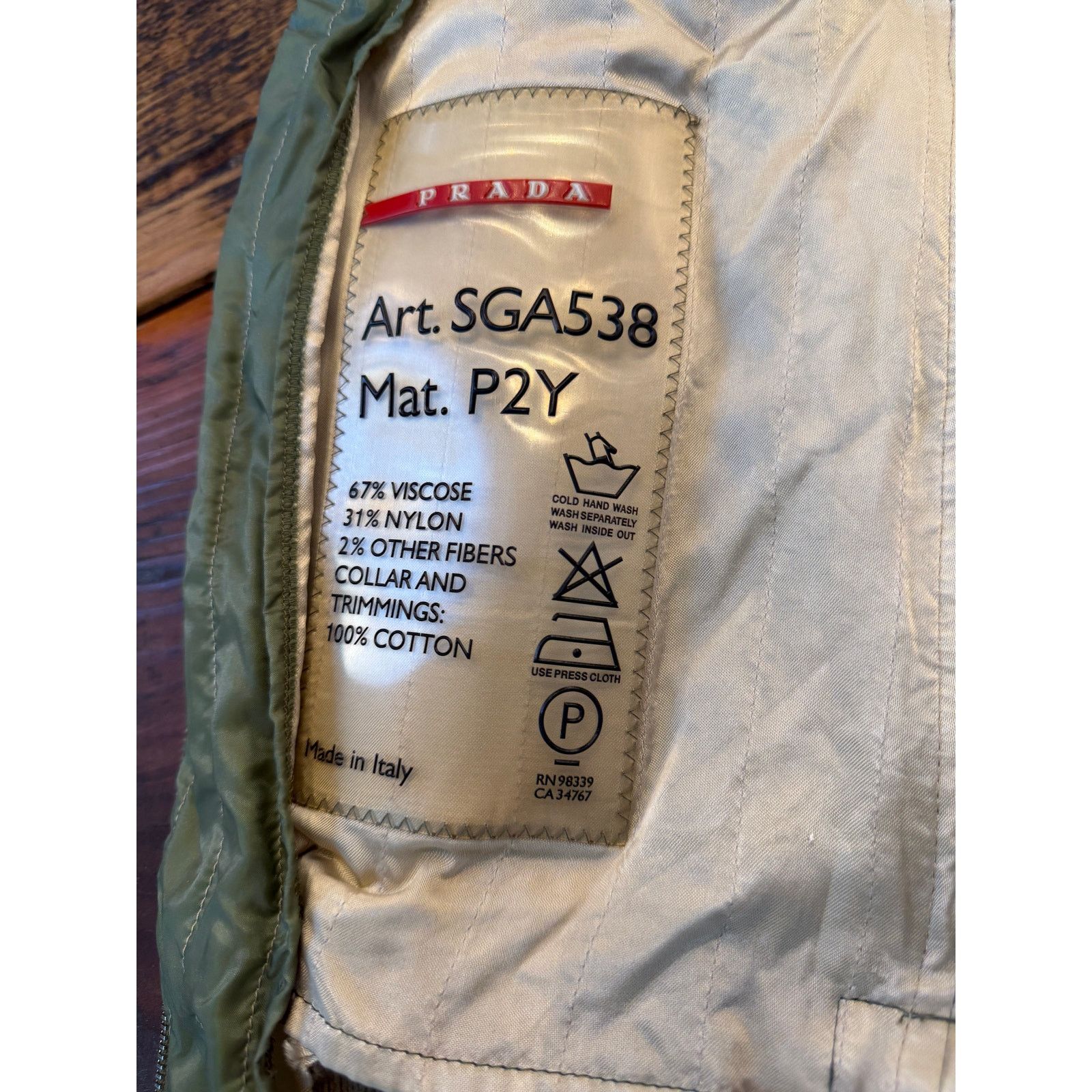 Prada Vintage Prada Green Viscose Bomber Jacket Size US L / EU 52-54 / 3 - 7 Thumbnail