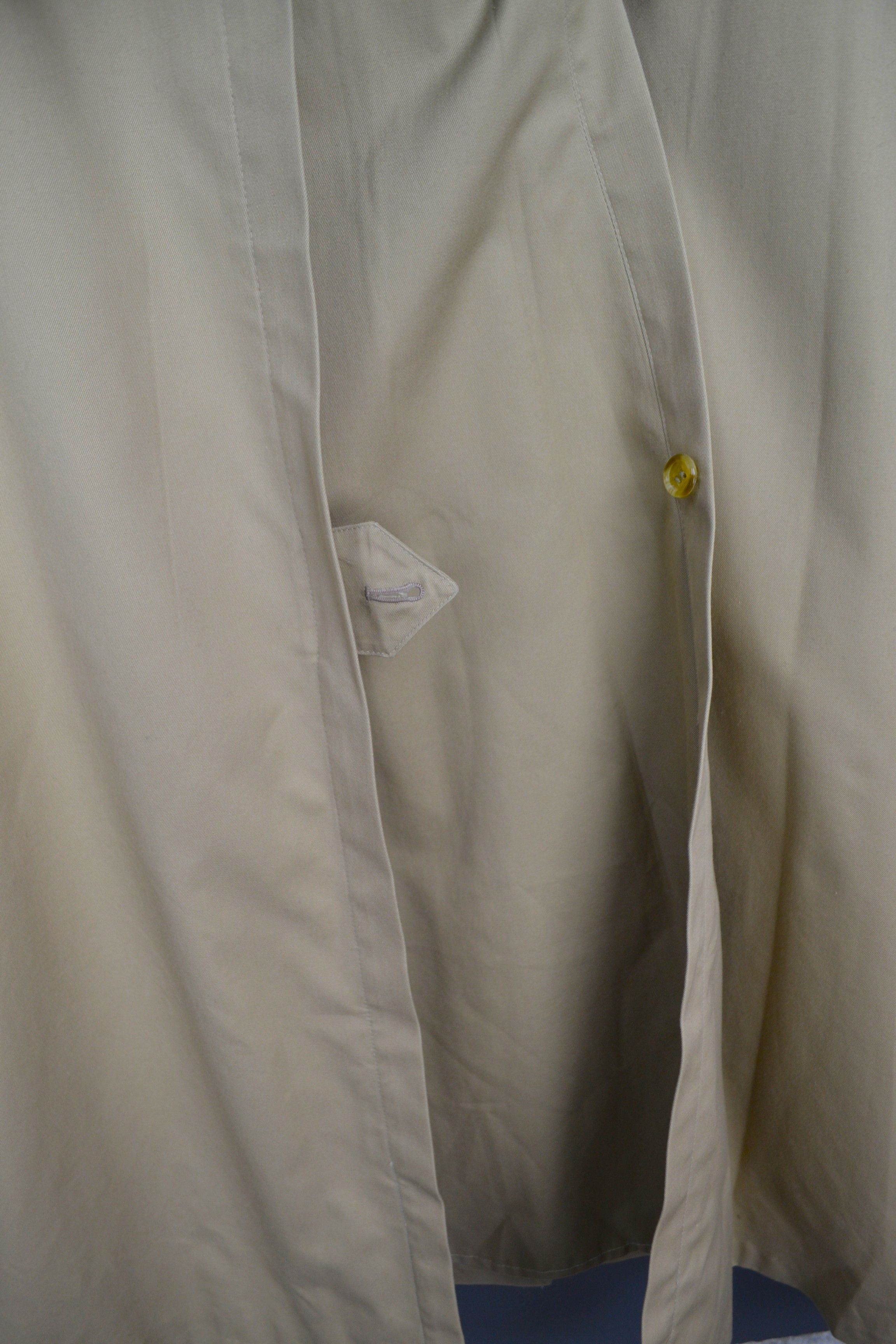 Burberry Burberry's Vintage Hooded Trenchcoat Coat Beige 10 XL Size L / US 10 / IT 46 - 11 Thumbnail