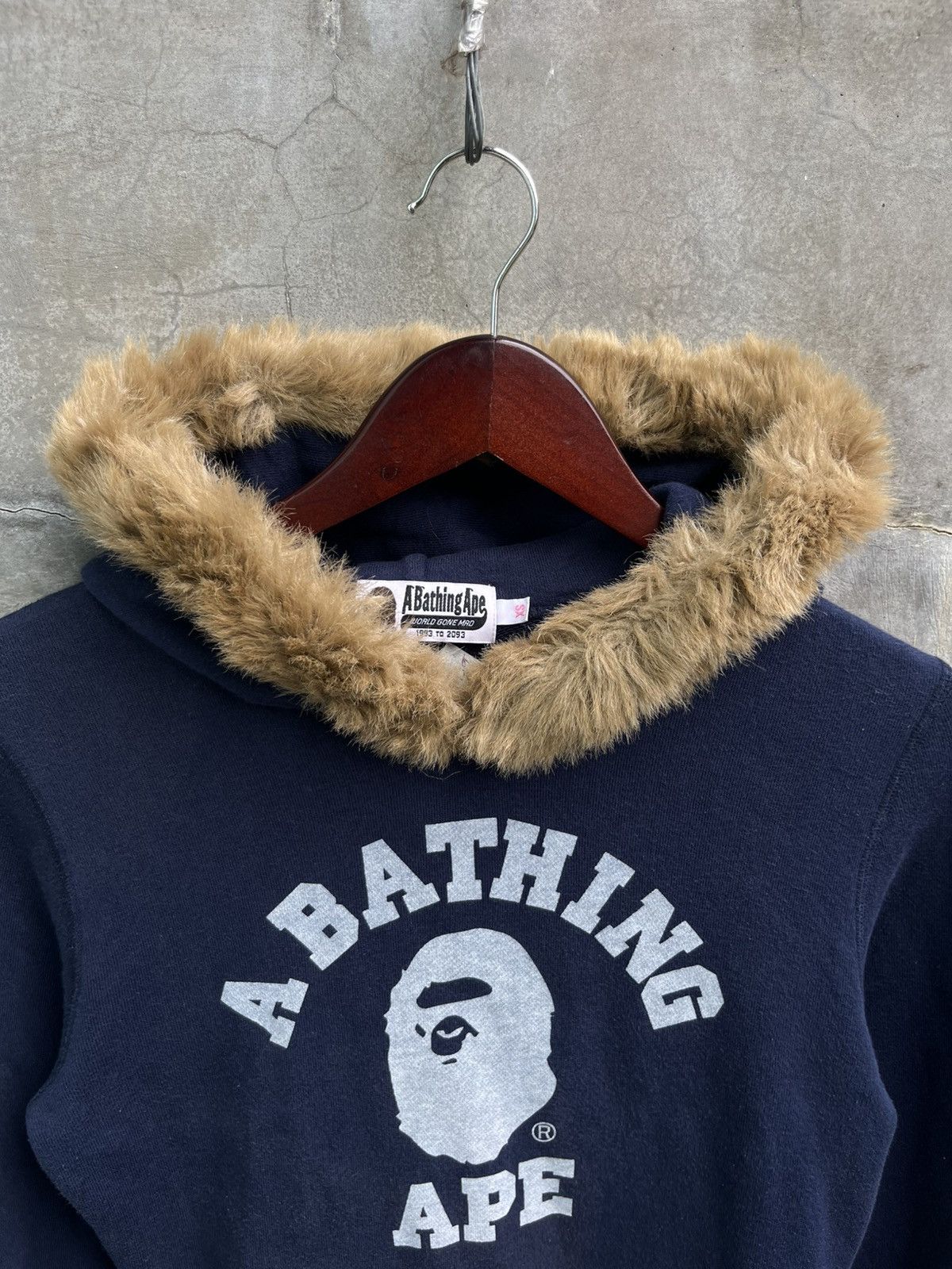 Bape College Fur Hoodie Size XS / US 0-2 / IT 36-38 - 3 Thumbnail
