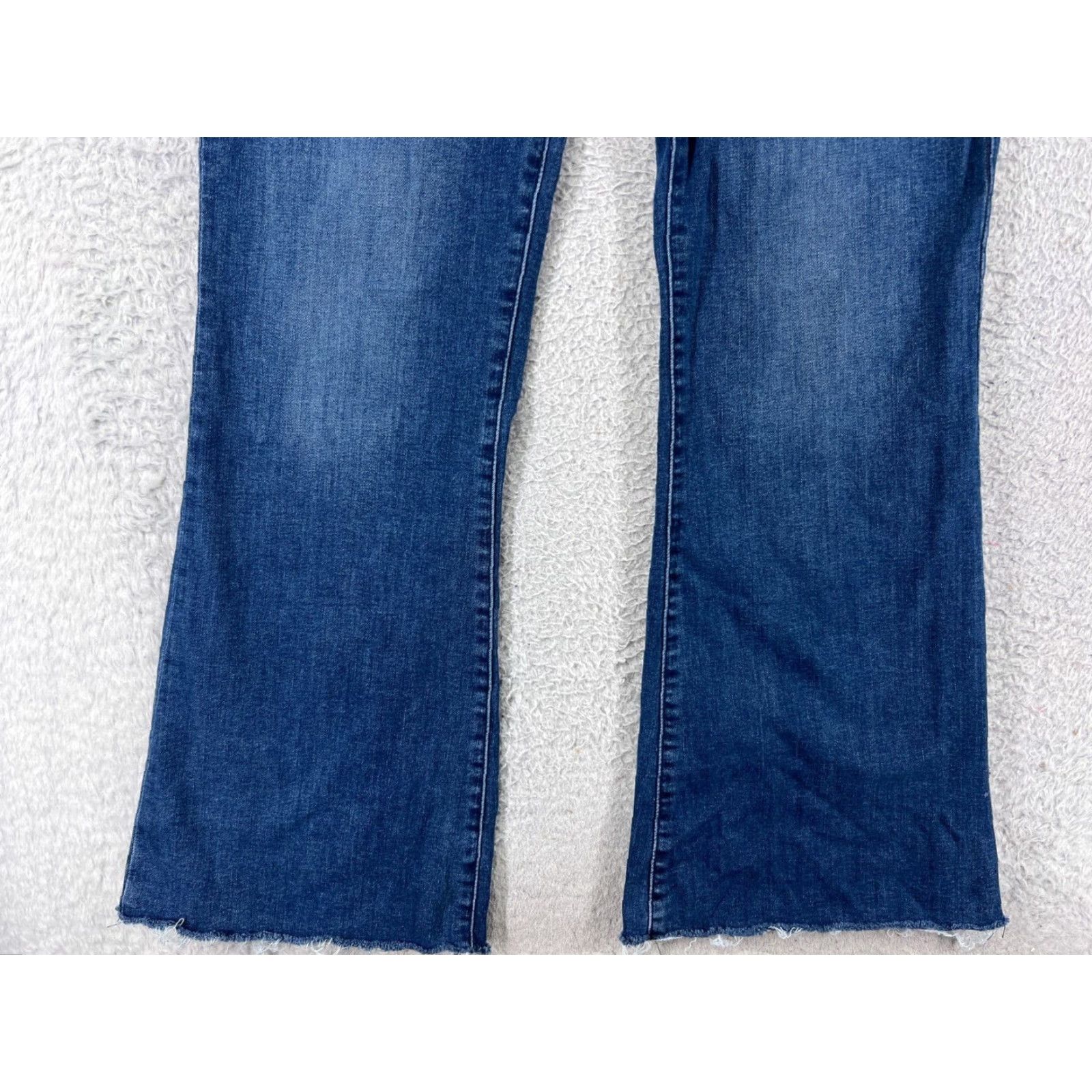 Lucky Brand VINTAGE Lucky Brand Jeans Juniors 14 Blue Denim Flared High Rise 5-Pocket Cotton Distressed Raw Hem Womens Girls Smalls? Size 36" / US 14 / IT 50 - 5 Thumbnail