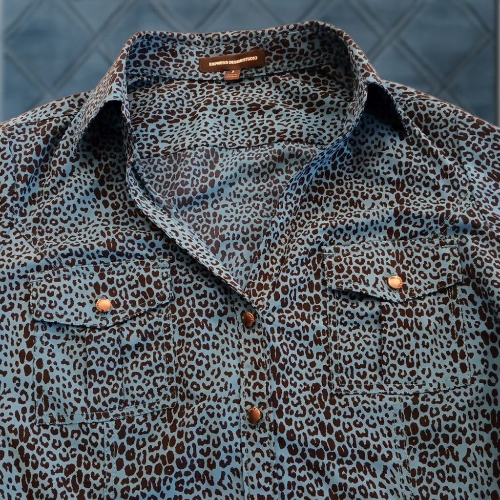 Express Express Pullover Shirt Womens Small Blue Animal Print Roll Tab Long Sleeve Size S / US 4 / IT 40 - 1 Thumbnail