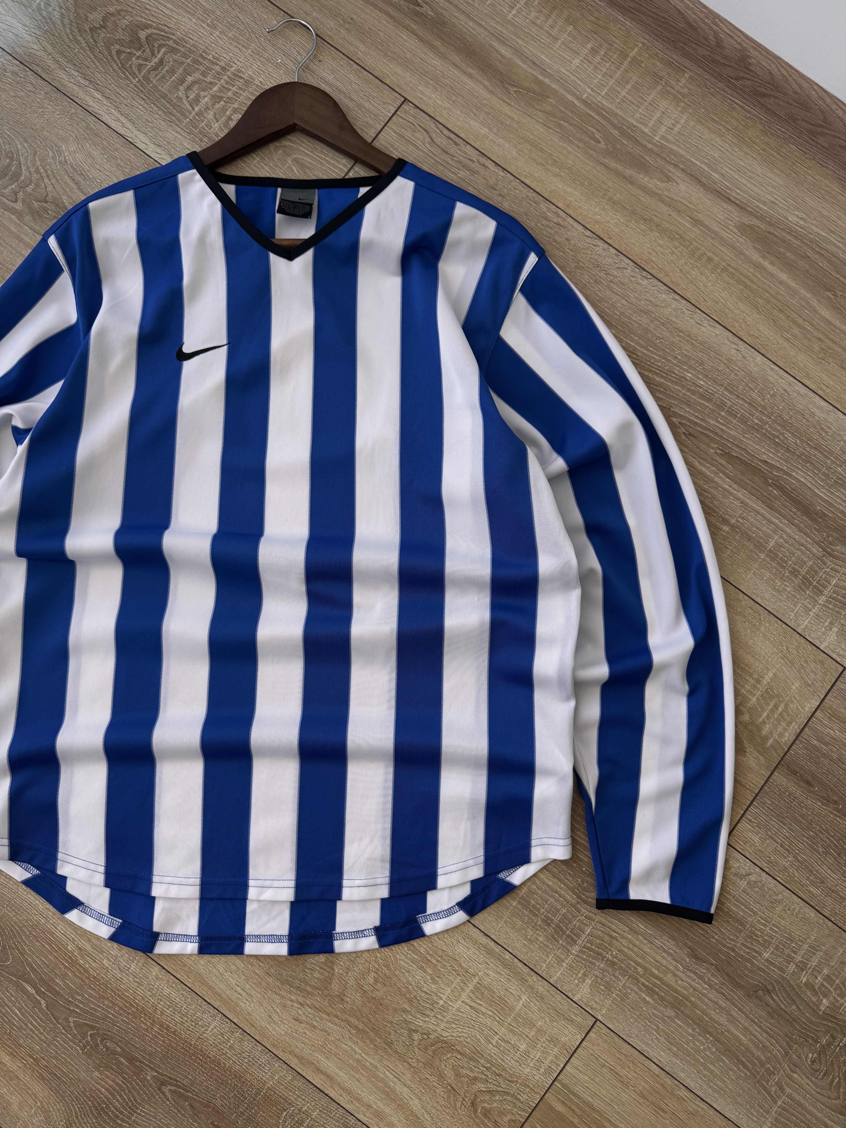 Nike Vintage Nike Streetwear Japanese Blue&White Striped Jersey Size US M / EU 48-50 / 2 - 4 Thumbnail