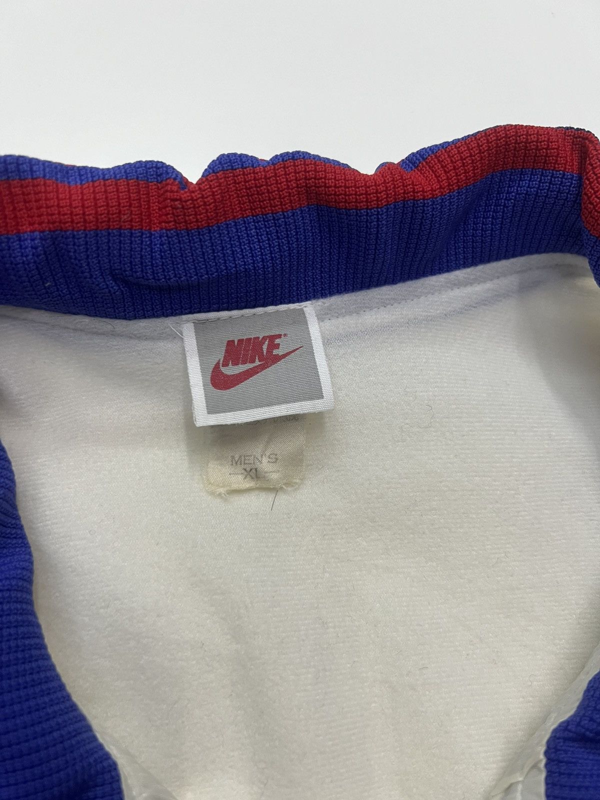 Vintage VINTAGE NIKE ZIPPER JACKET Size US XL / EU 56 / 4 - 8 Thumbnail