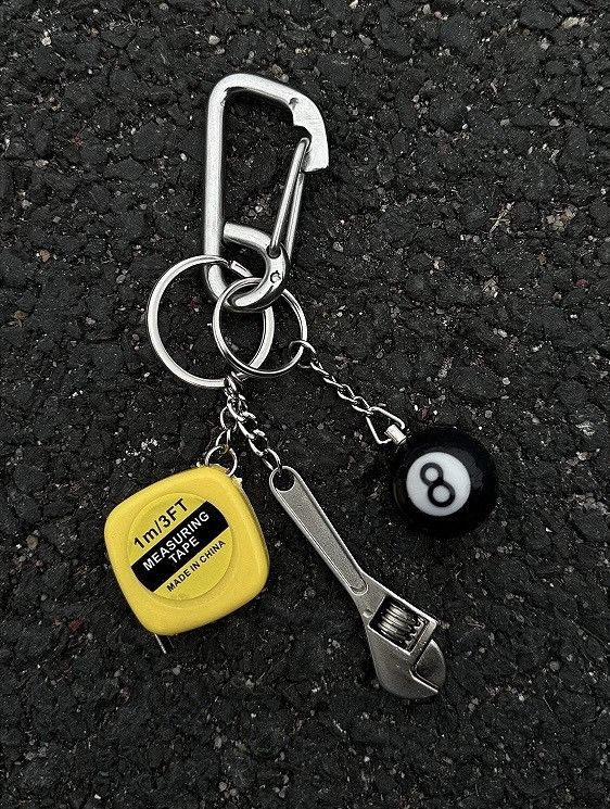 Japanese Brand × Vintage Retro punk carabiner mini hand tools snooker ball keychain Size ONE SIZE - 5 Thumbnail