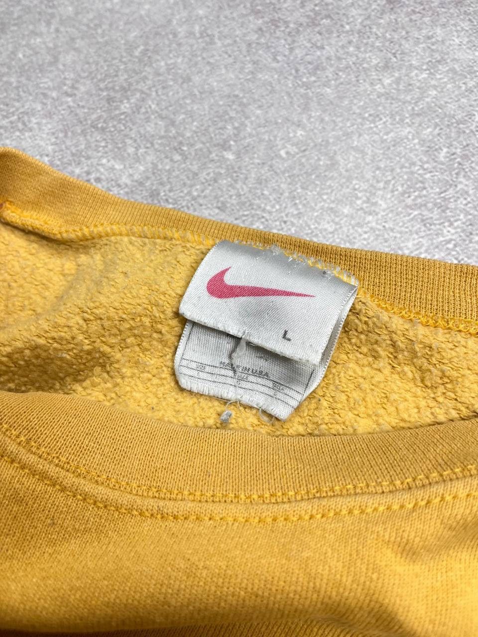 Nike × Vintage VINTAGE 90’s NIKE SWOOSH BOXY SWEATSHIRT Y2K L Size US L / EU 52-54 / 3 - 5 Thumbnail