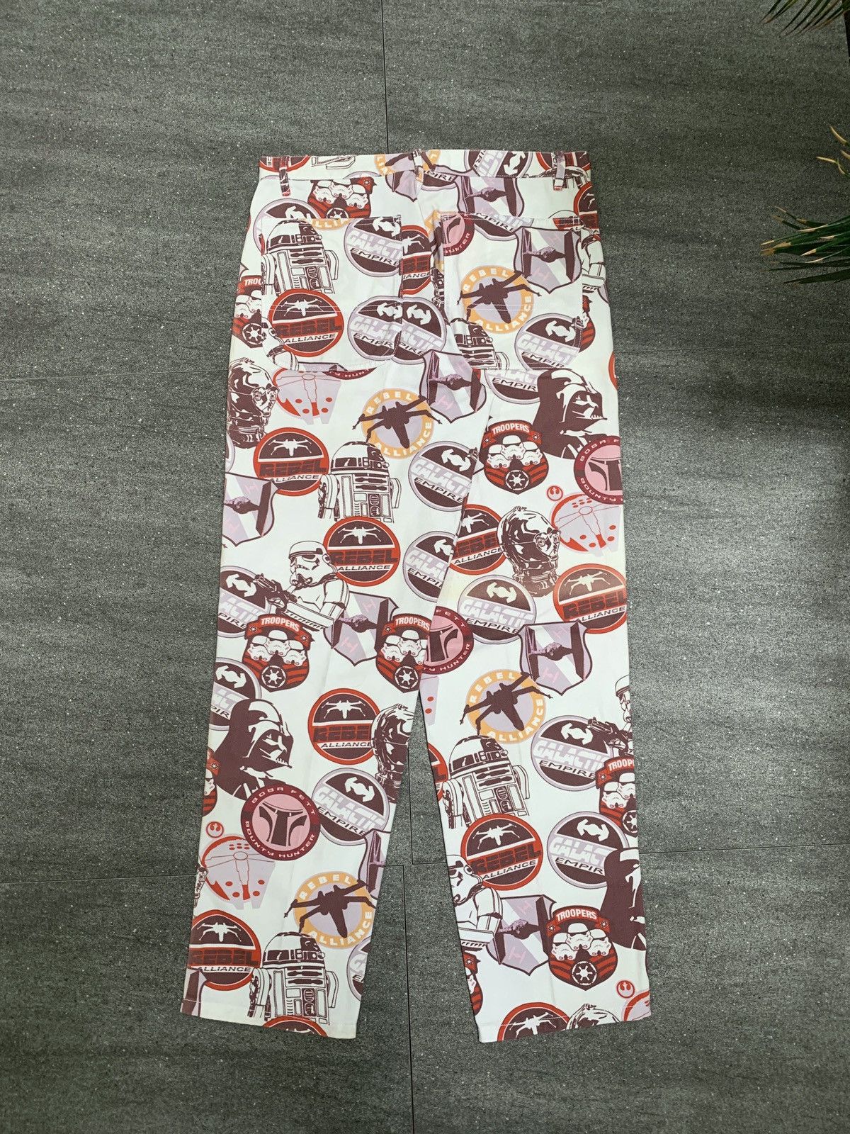 Comme des Garcons SHIRT × Star Wars Printed Graphic Pants Size US 32 / EU 48 - 3 Thumbnail