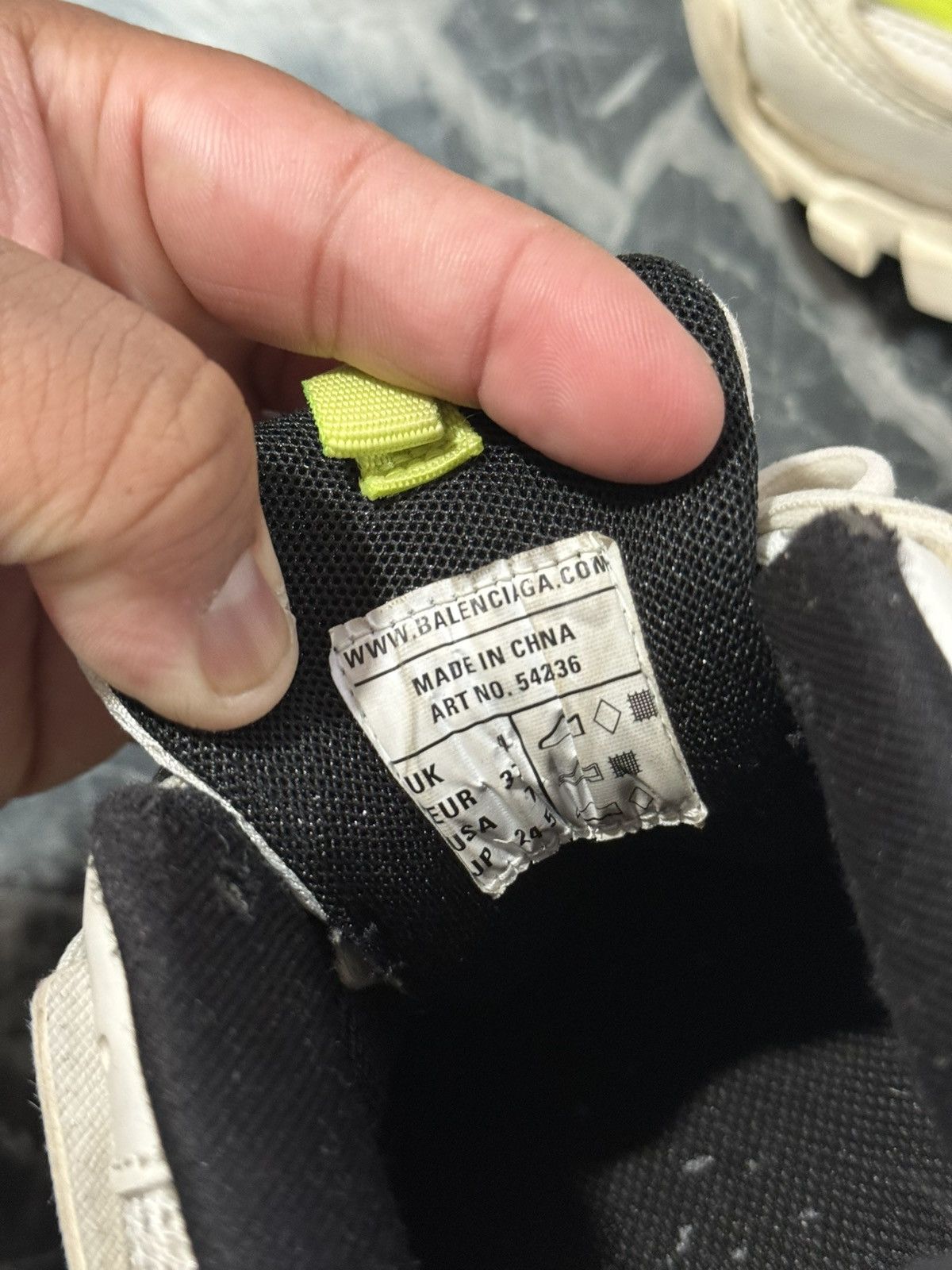 Balenciaga Balenciaga Track White Yellow Size 37 EU / 7 US Size US 7 / IT 37 - 18 Thumbnail