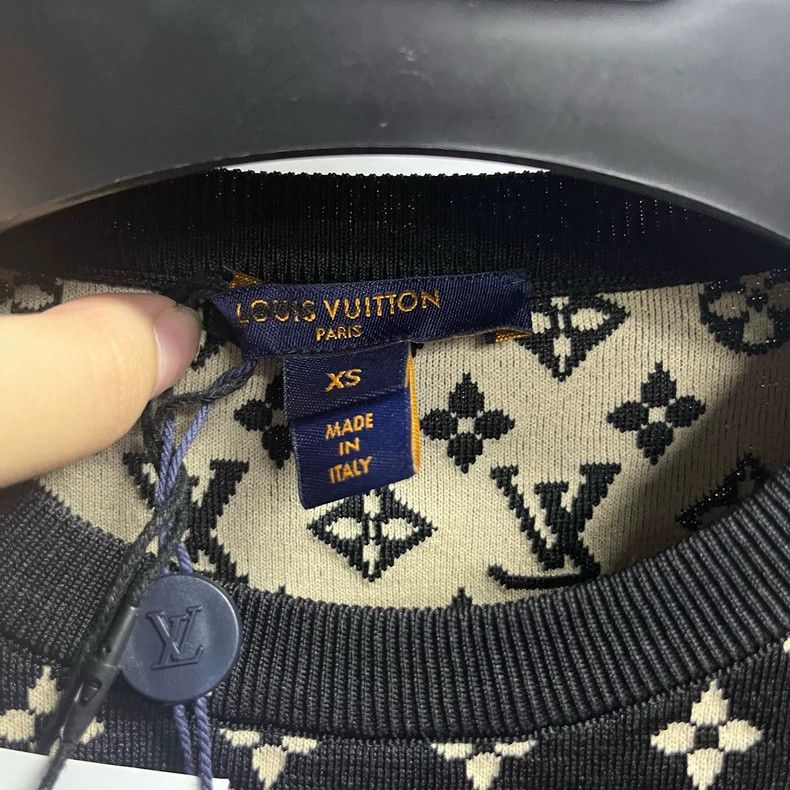 Louis Vuitton Louis Vuitton Black Capsule Series Knitted Jacquard Crew N Size XS / US 0-2 / IT 36-38 - 3 Thumbnail