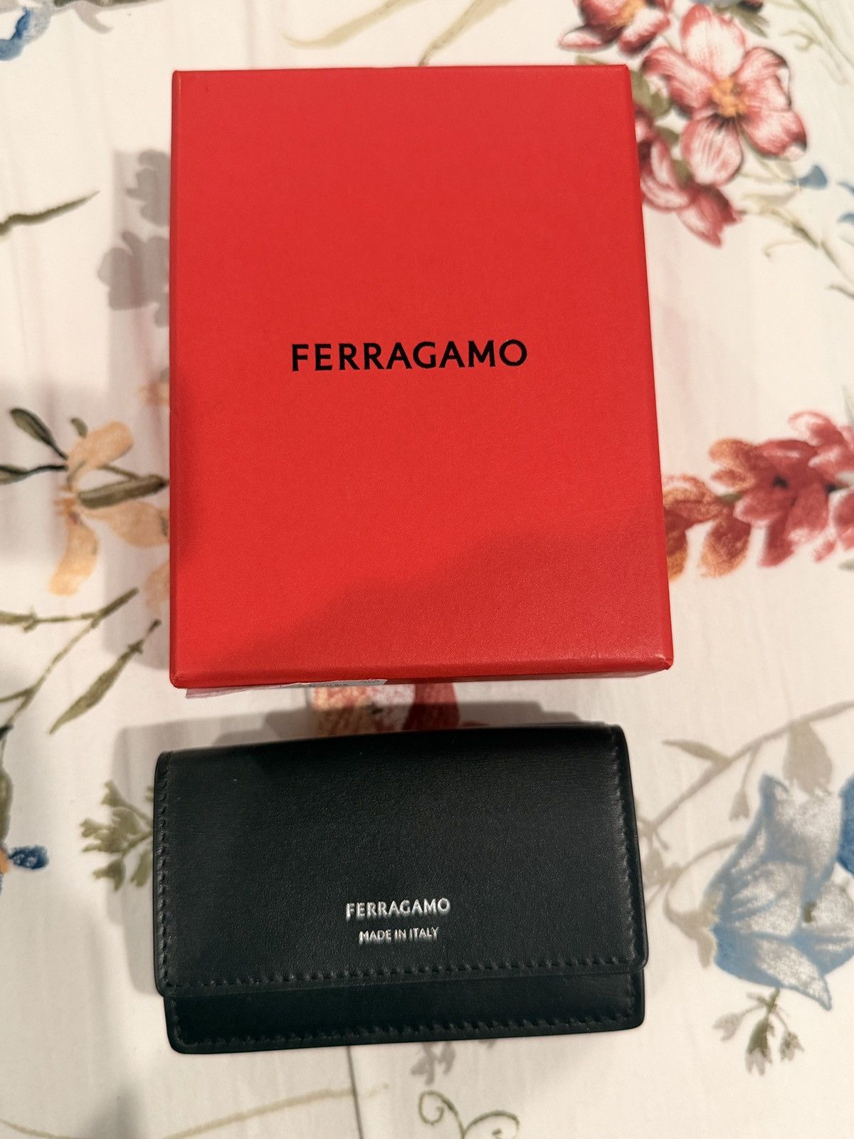 Salvatore Ferragamo Ferragamo Trifold Wallet - AUTHENTIC Size ONE SIZE - 1 Thumbnail
